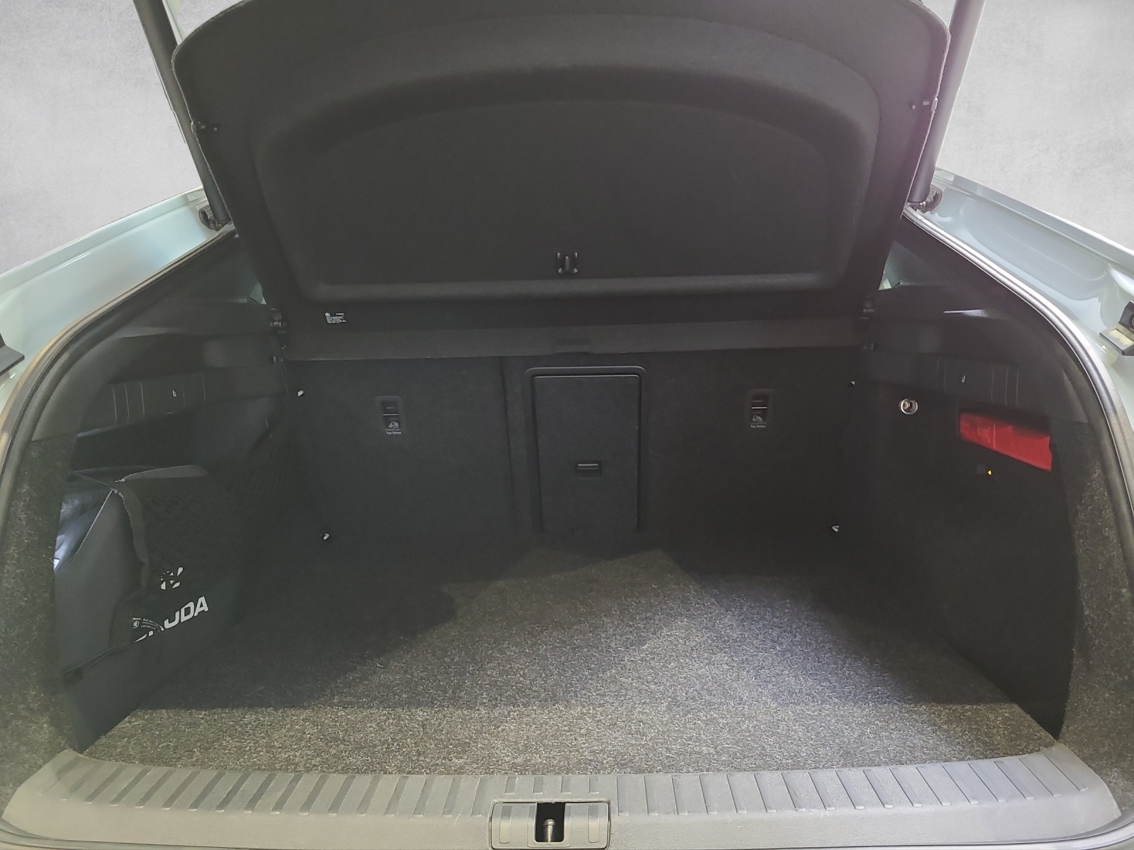 SKODA Enyaq Coupé RS iV 80 4x4-image-12