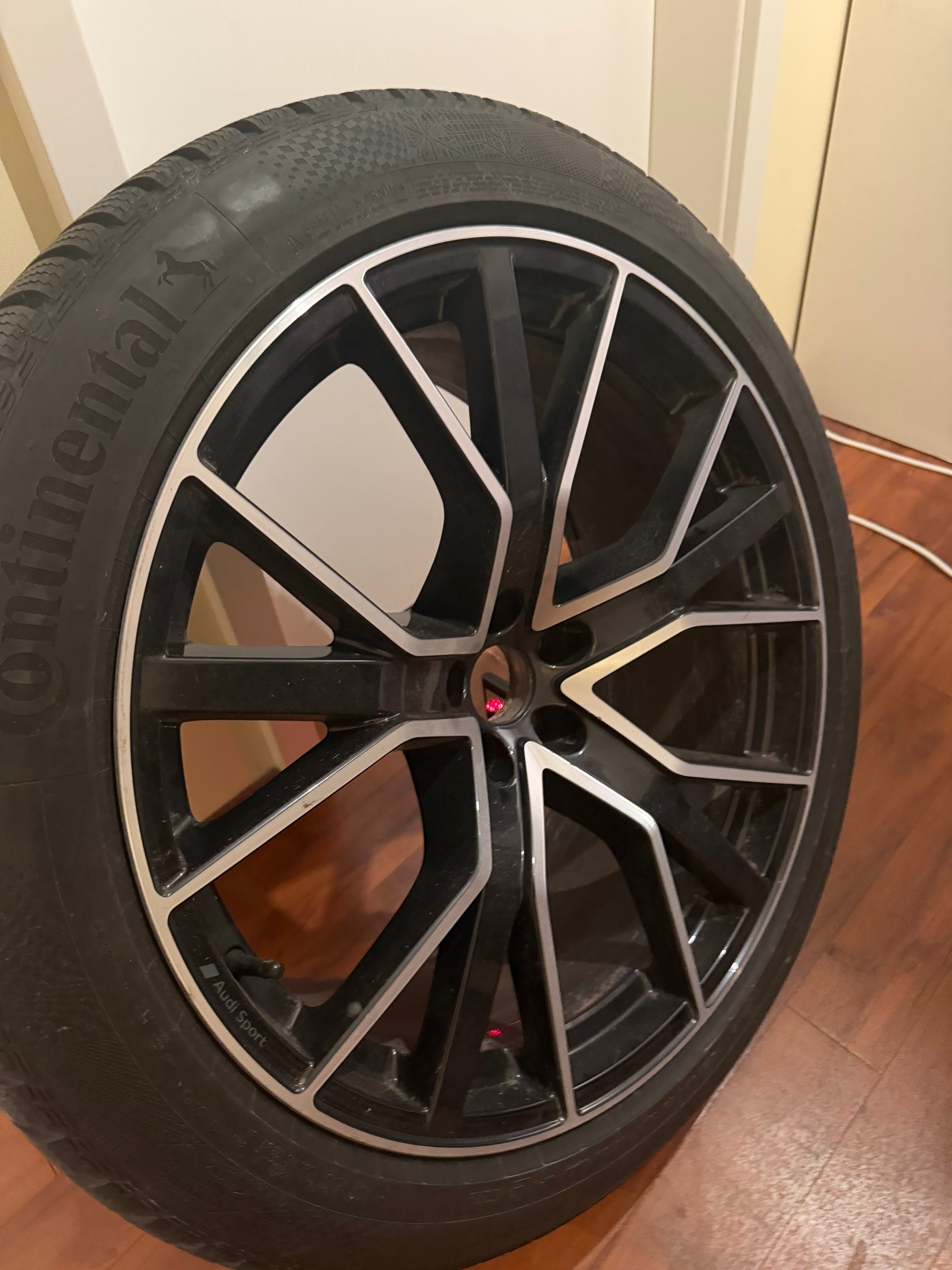 AUDI 4.0 V8 TDI quattro T-Tronic-image-15