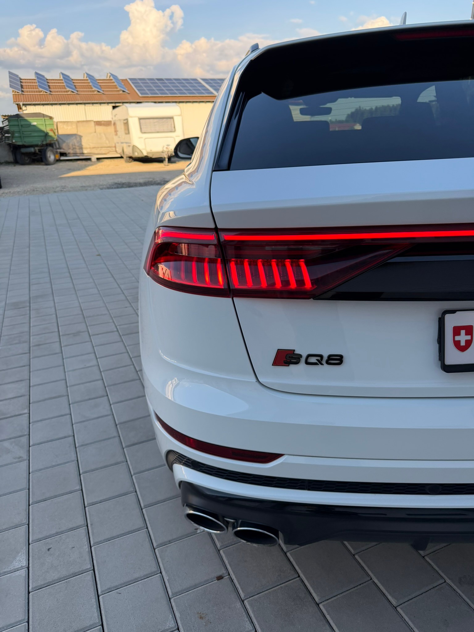 AUDI 4.0 V8 TDI quattro T-Tronic-image-13