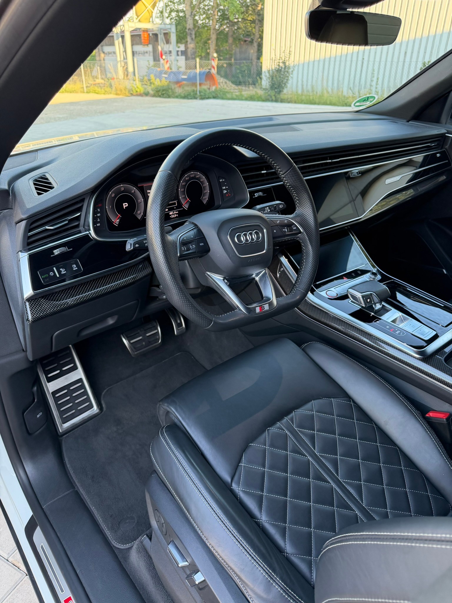 AUDI 4.0 V8 TDI quattro T-Tronic-image-5