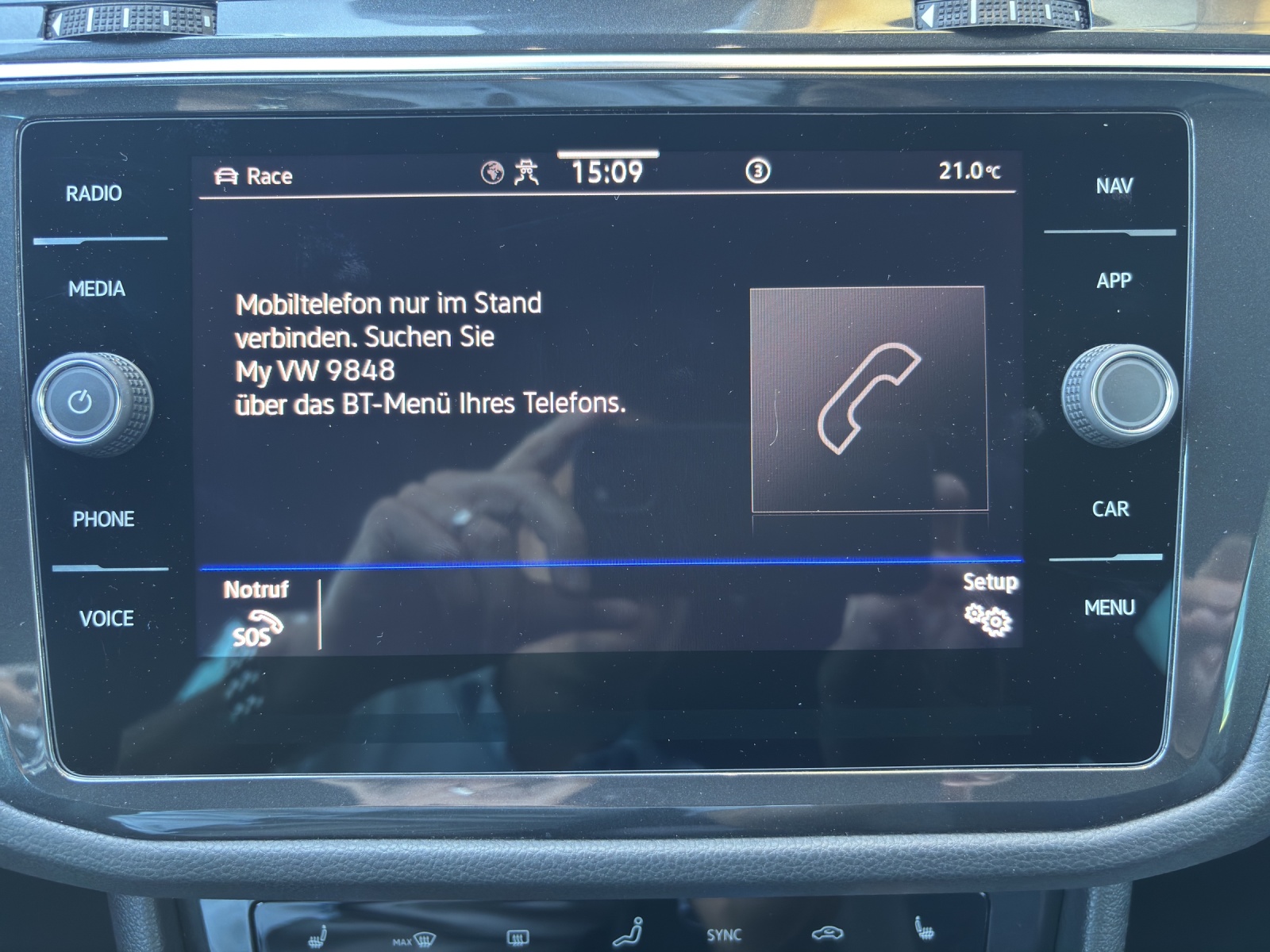 VW Tiguan 2.0TSI R 4Motion DSG mit AHK & Winterreifen-image-23