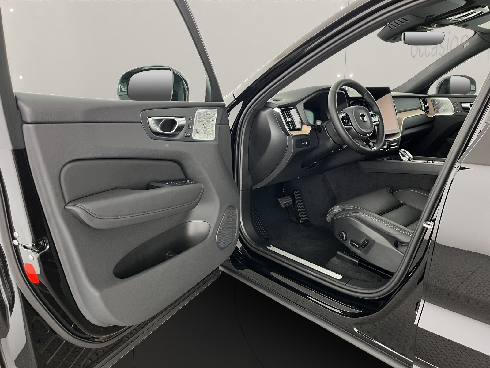 VOLVO XC60 2.0 T8 TE Ultra Bright eAWD-image-7