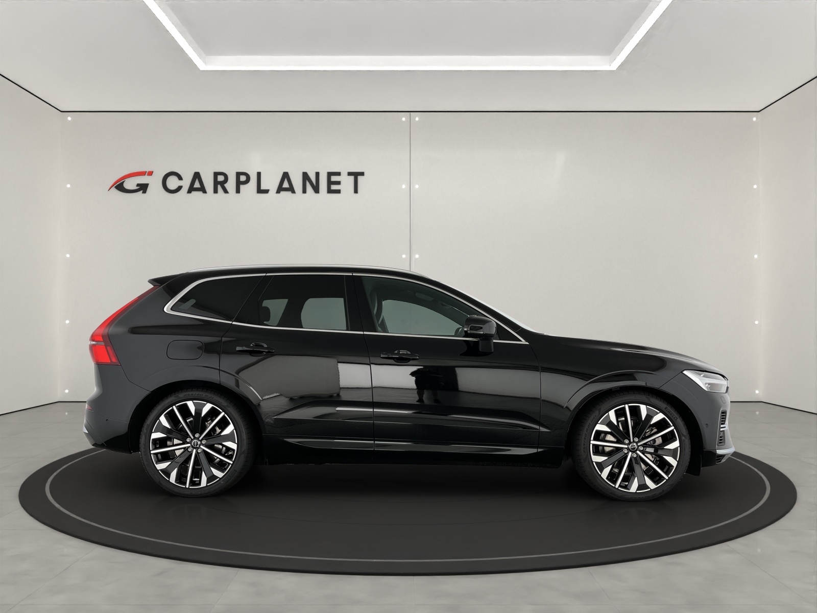 VOLVO XC60 2.0 T8 TE Ultra Bright eAWD-showroom-element-2