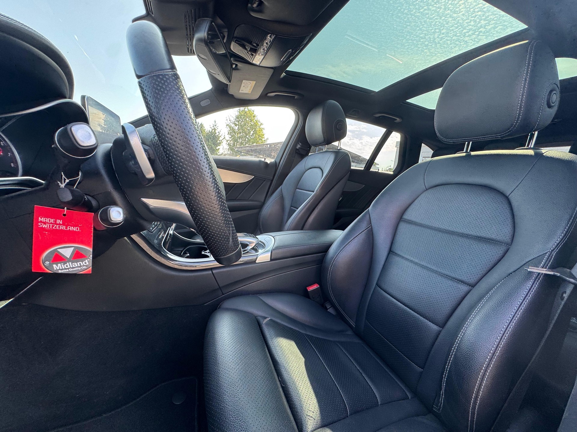 MERCEDES-BENZ C 250 AMG Line 7G-Tronic-image-8