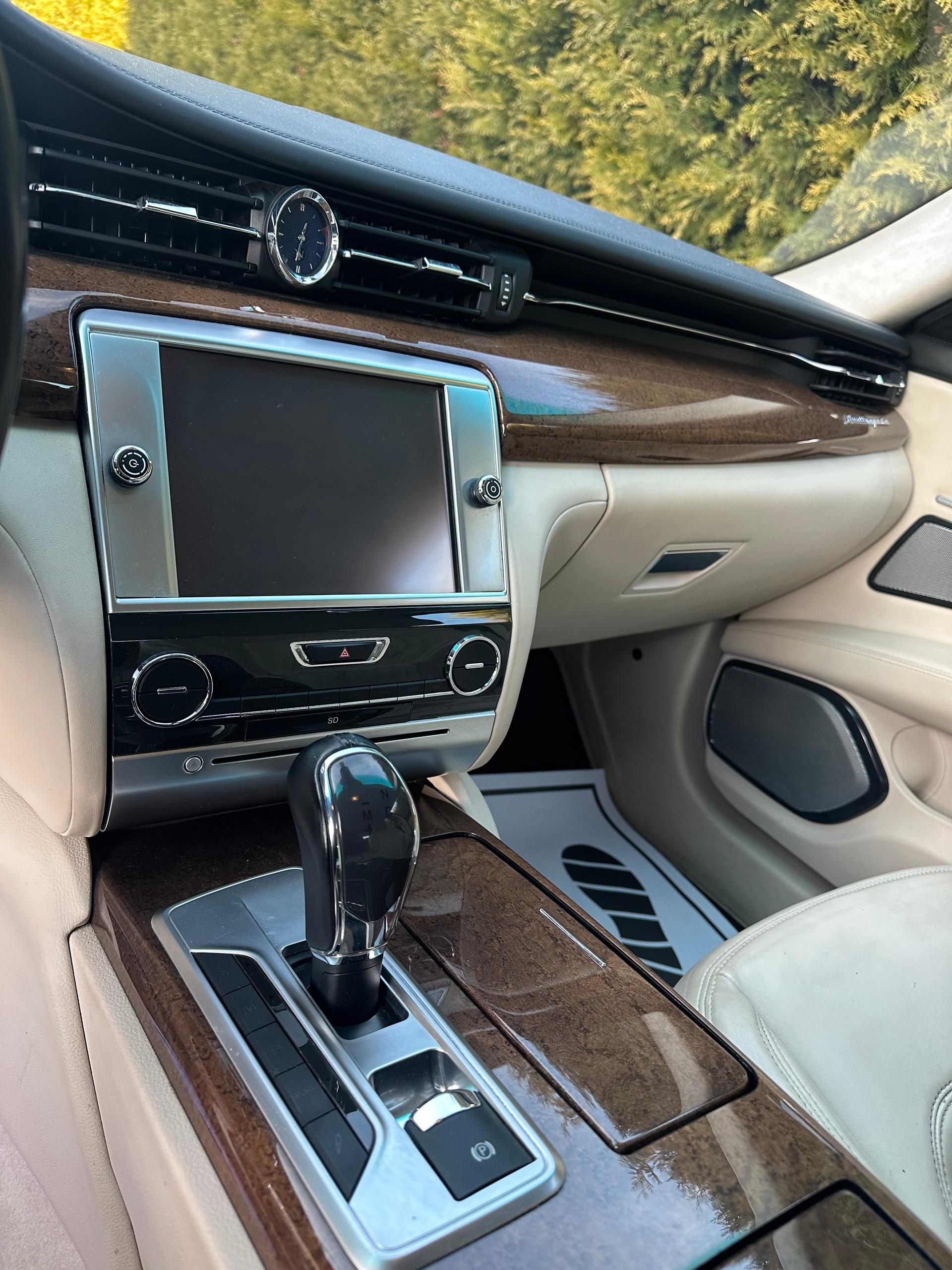 MASERATI Quattroporte 3.8 V8 DI Biturbo GTS Automatica-image-11