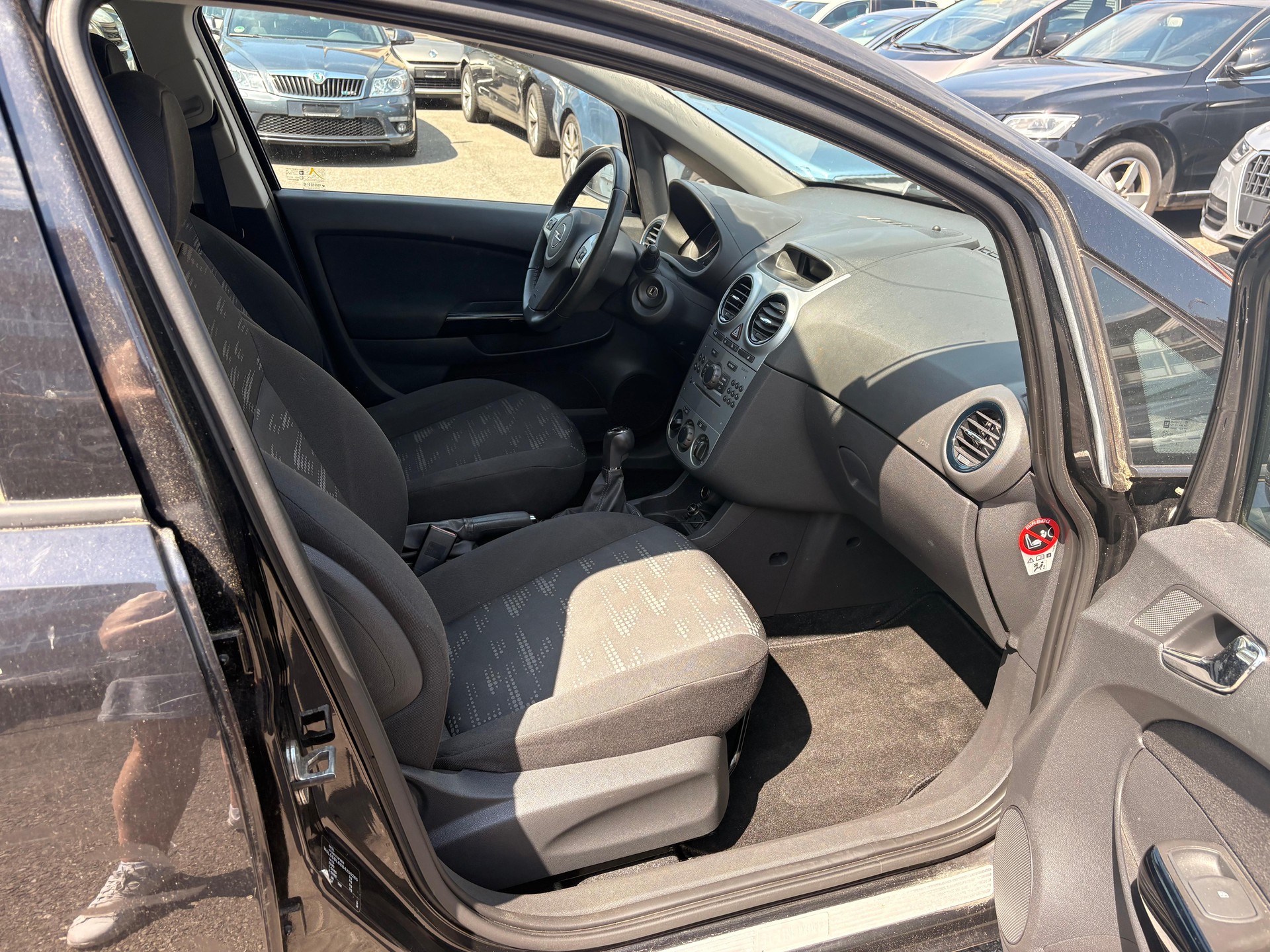 OPEL Corsa 1.4 TP Enjoy-image-3