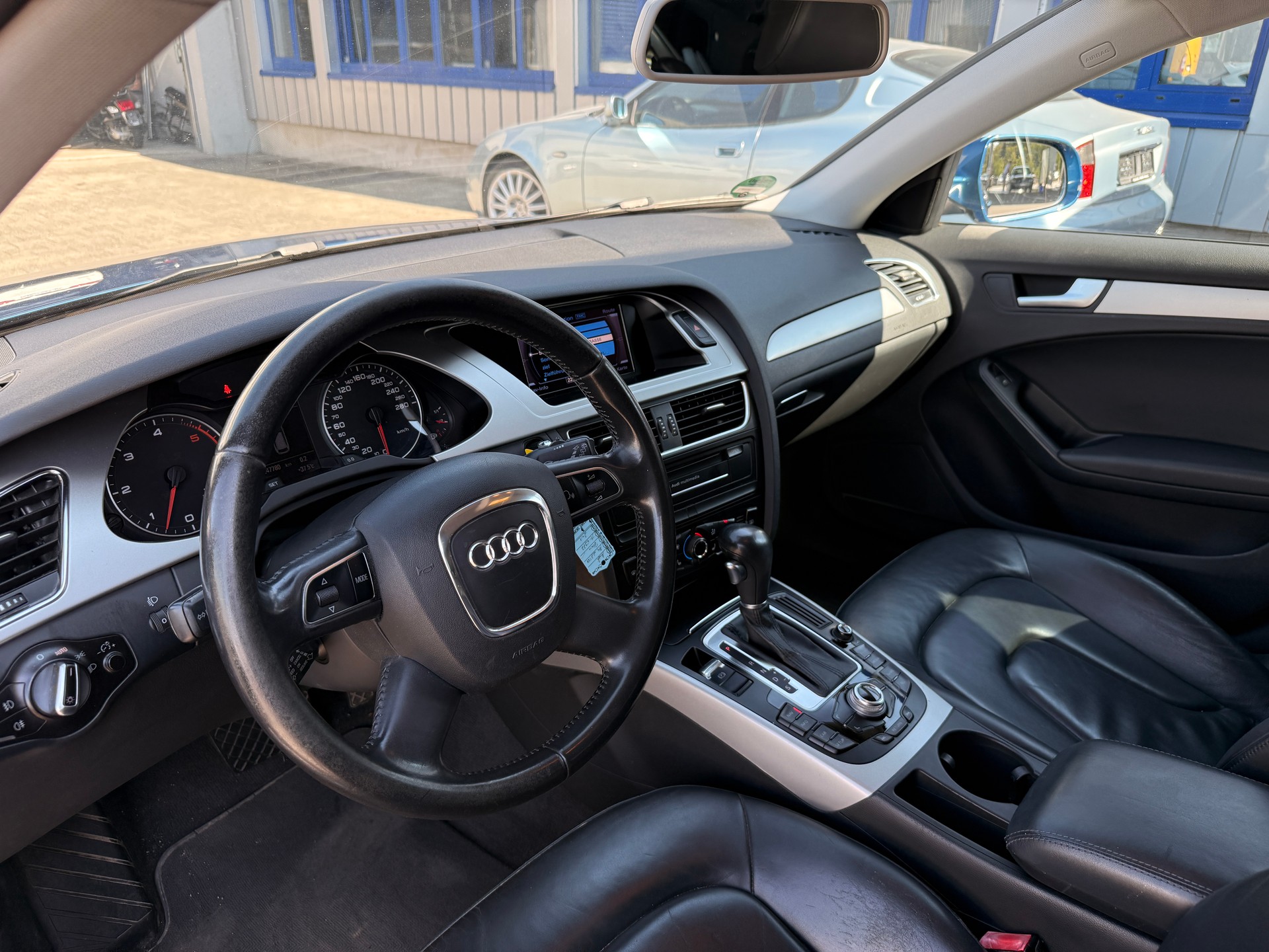 AUDI A4 Avant 2.7 TDI multitronic-image-3