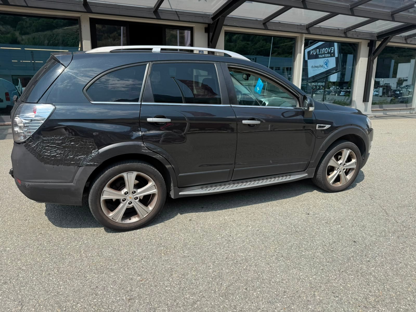 CHEVROLET Captiva 2.2 VCDi LTZ 4WD Automatic-showroom-element-1