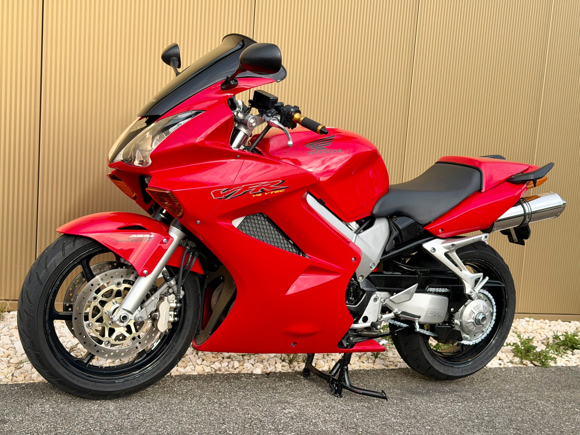 HONDA VFR 800 FI ABS-image-9