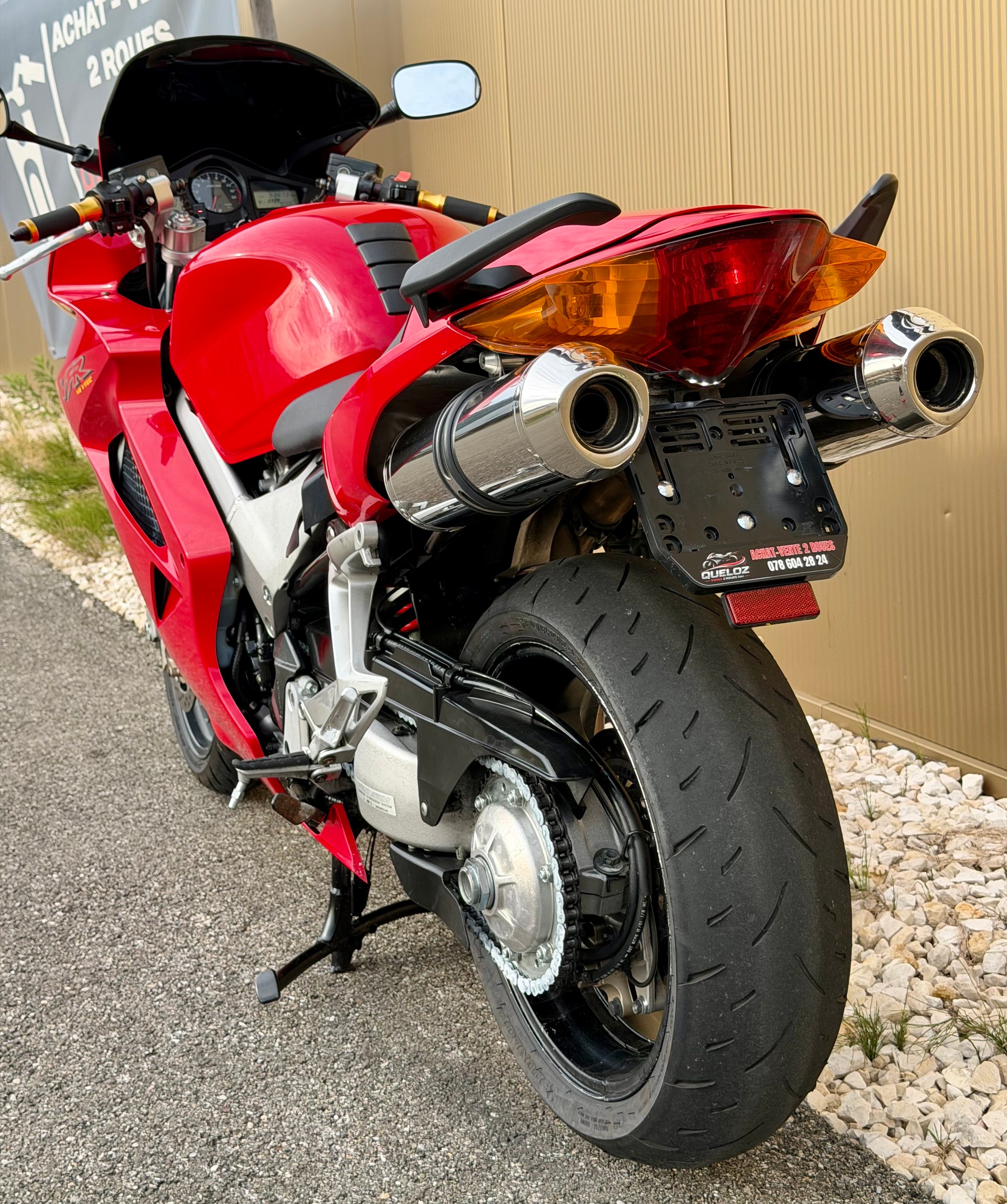 HONDA VFR 800 FI ABS-image-12