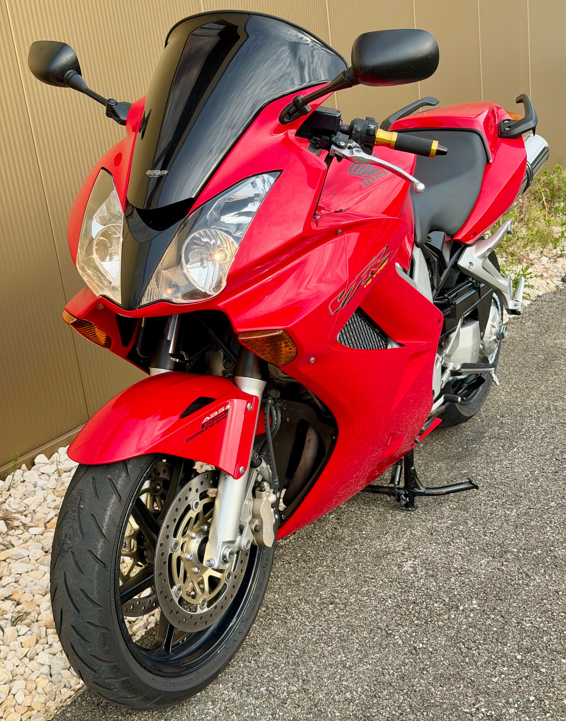 HONDA VFR 800 FI ABS-image-7