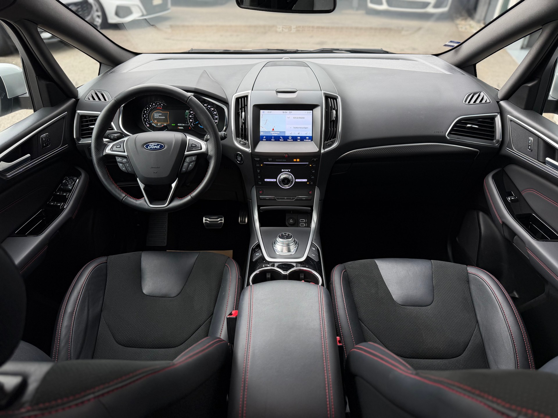 FORD S-Max 2.5 FHEV ST-Line 7Pl-image-14