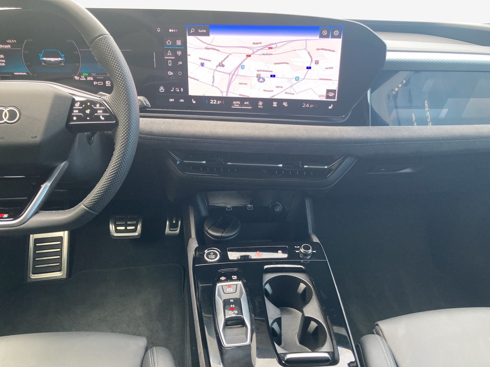 AUDI A6 Avant e-tron quattro-image-10