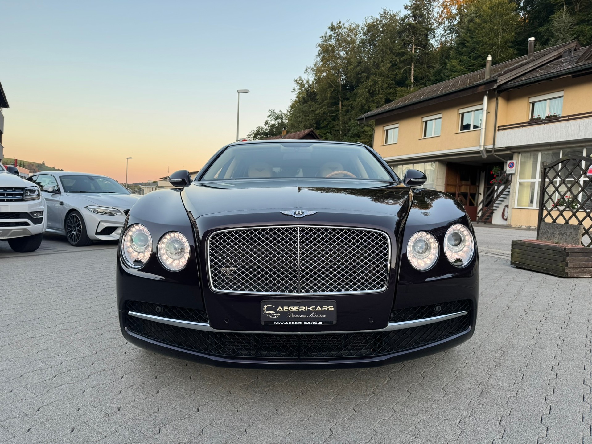 BENTLEY Flying Spur 6.0 W12 – FULL OPTIONS - CH Fahrzeug-showroom-element-1