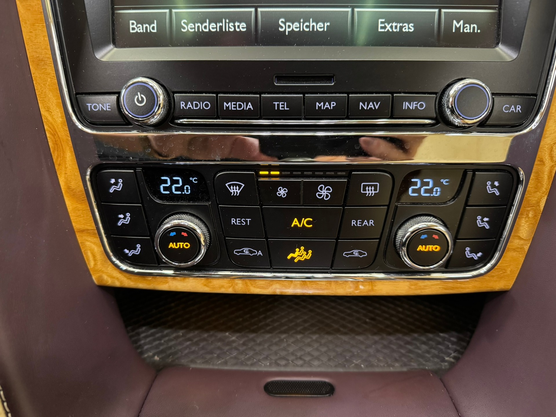 BENTLEY Flying Spur 6.0 W12 – FULL OPTIONS - CH Fahrzeug-image-23