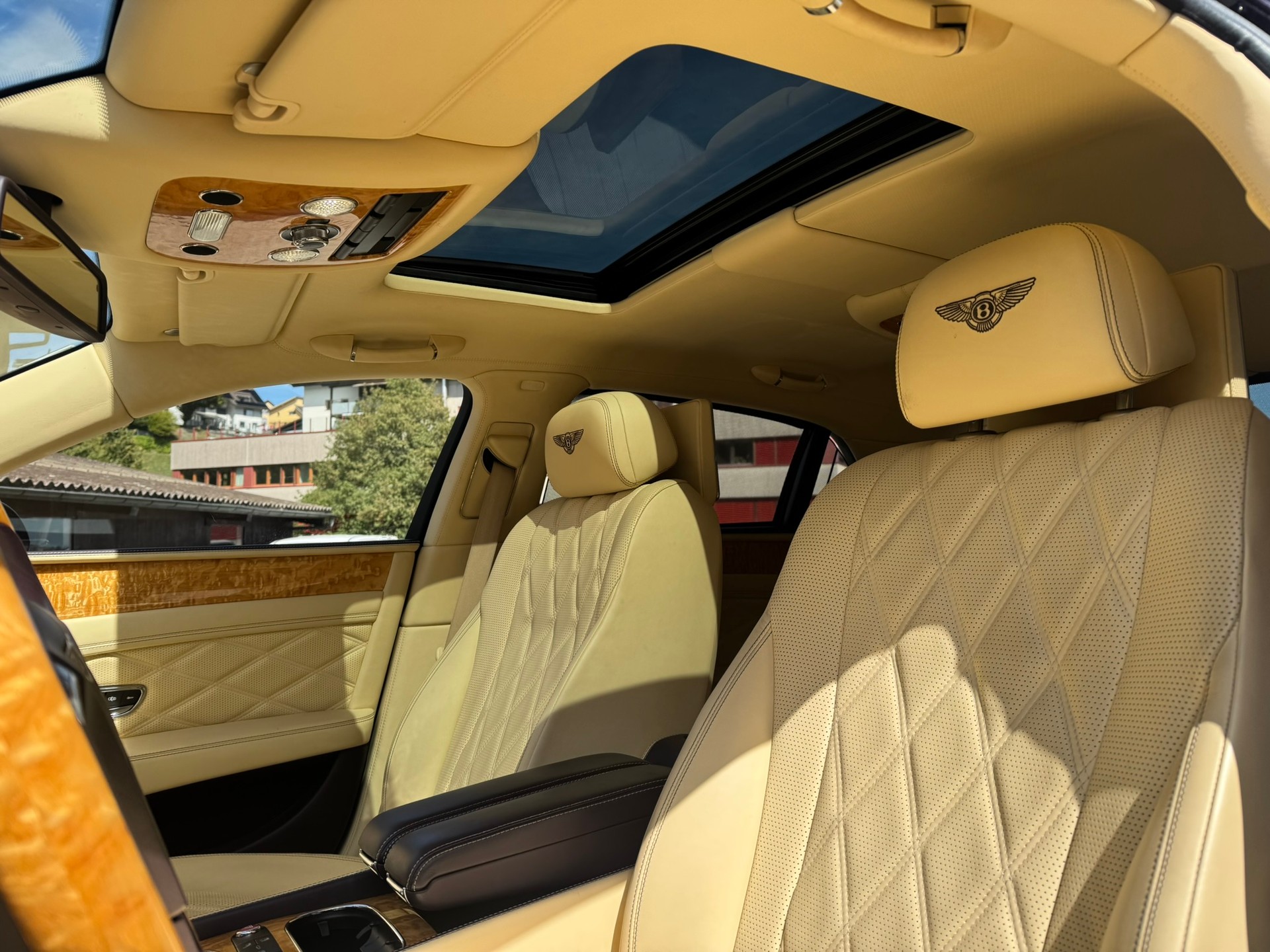 BENTLEY Flying Spur 6.0 W12 – FULL OPTIONS - CH Fahrzeug-image-18