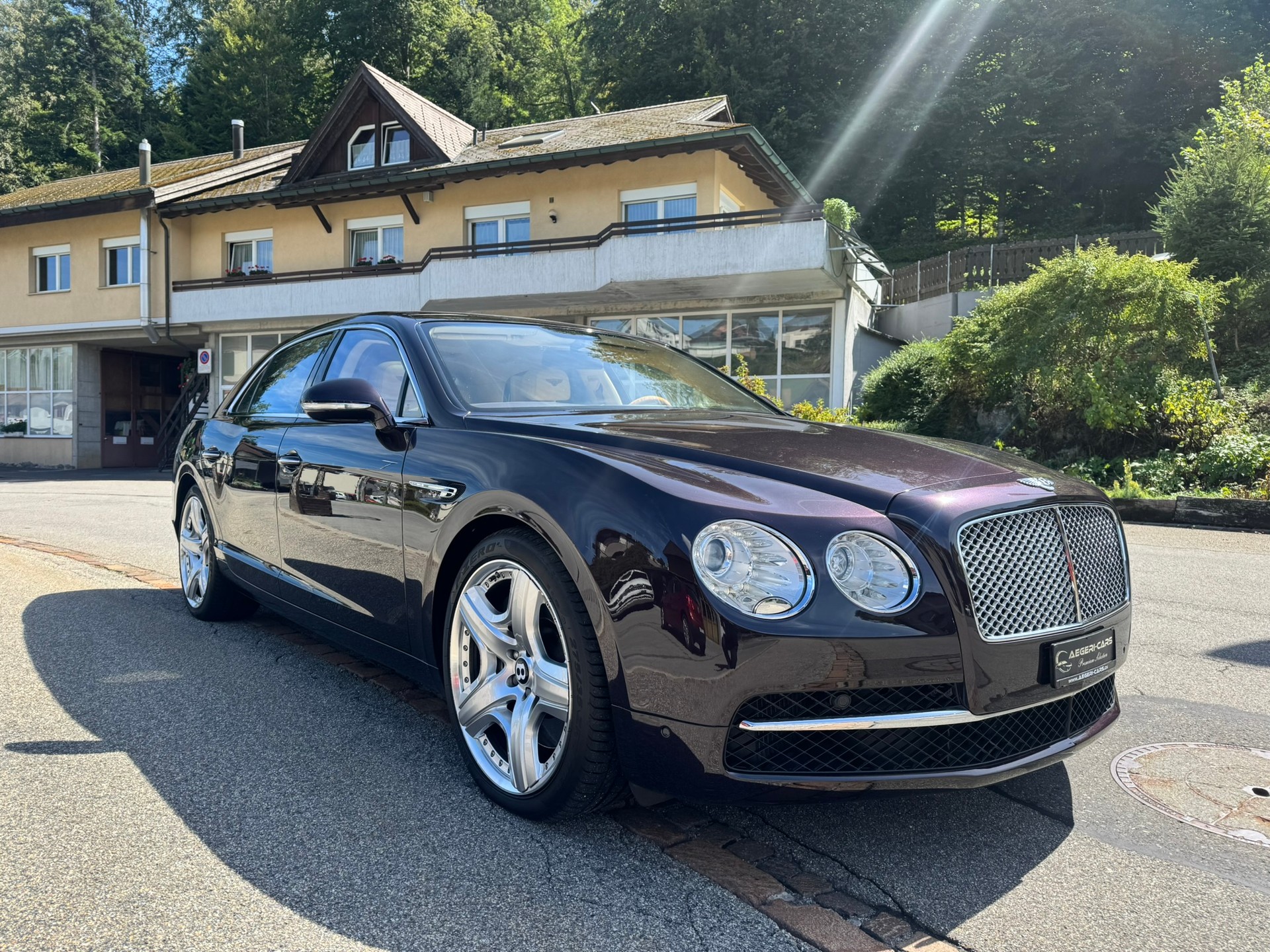 BENTLEY Flying Spur 6.0 W12 – FULL OPTIONS - CH Fahrzeug-showroom-element-3