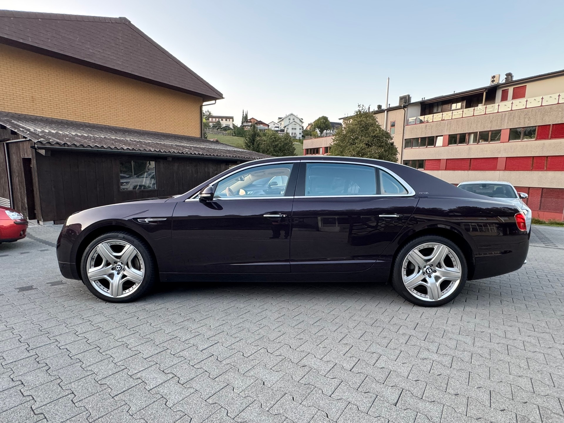 BENTLEY Flying Spur 6.0 W12 – FULL OPTIONS - CH Fahrzeug-image-7