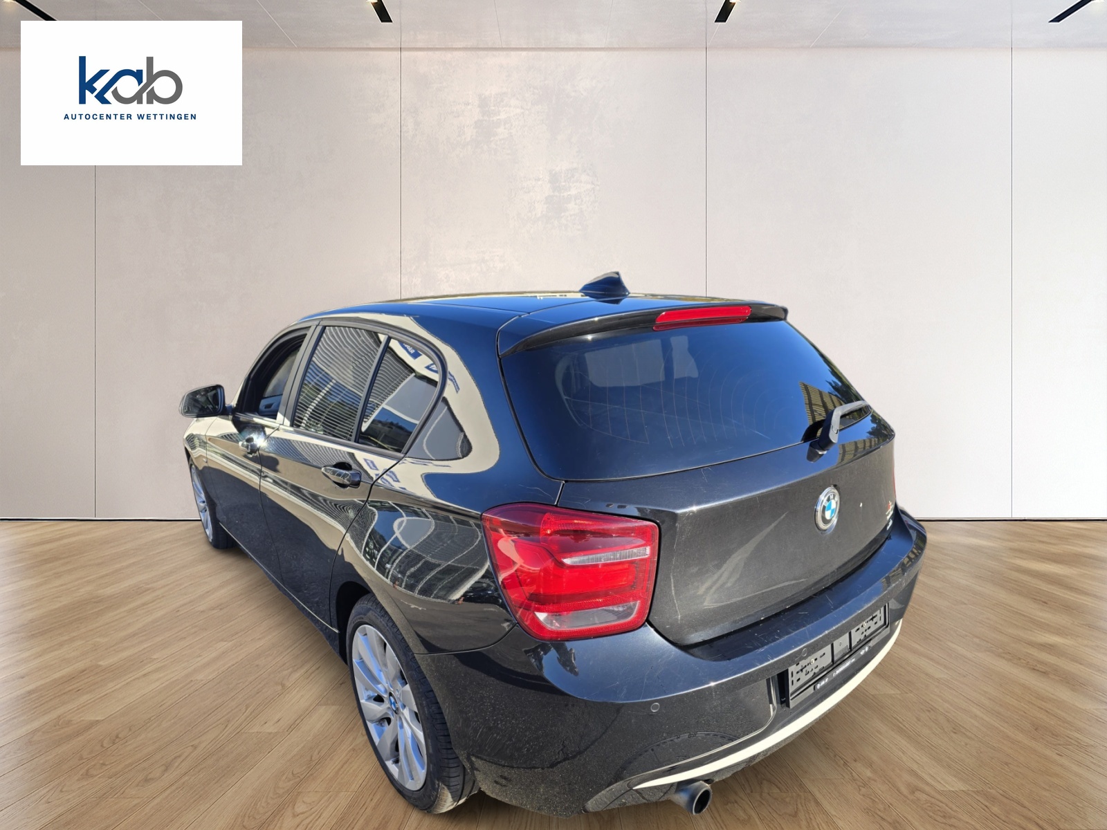 BMW 118i Steptronic-image-5