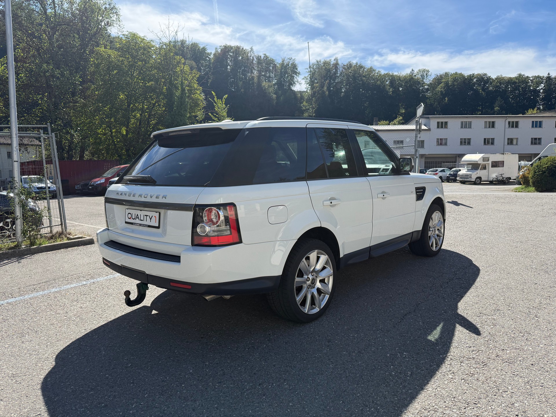LAND ROVER Range Rover Sport 3.0 TDV6 SE Automatic-image-6