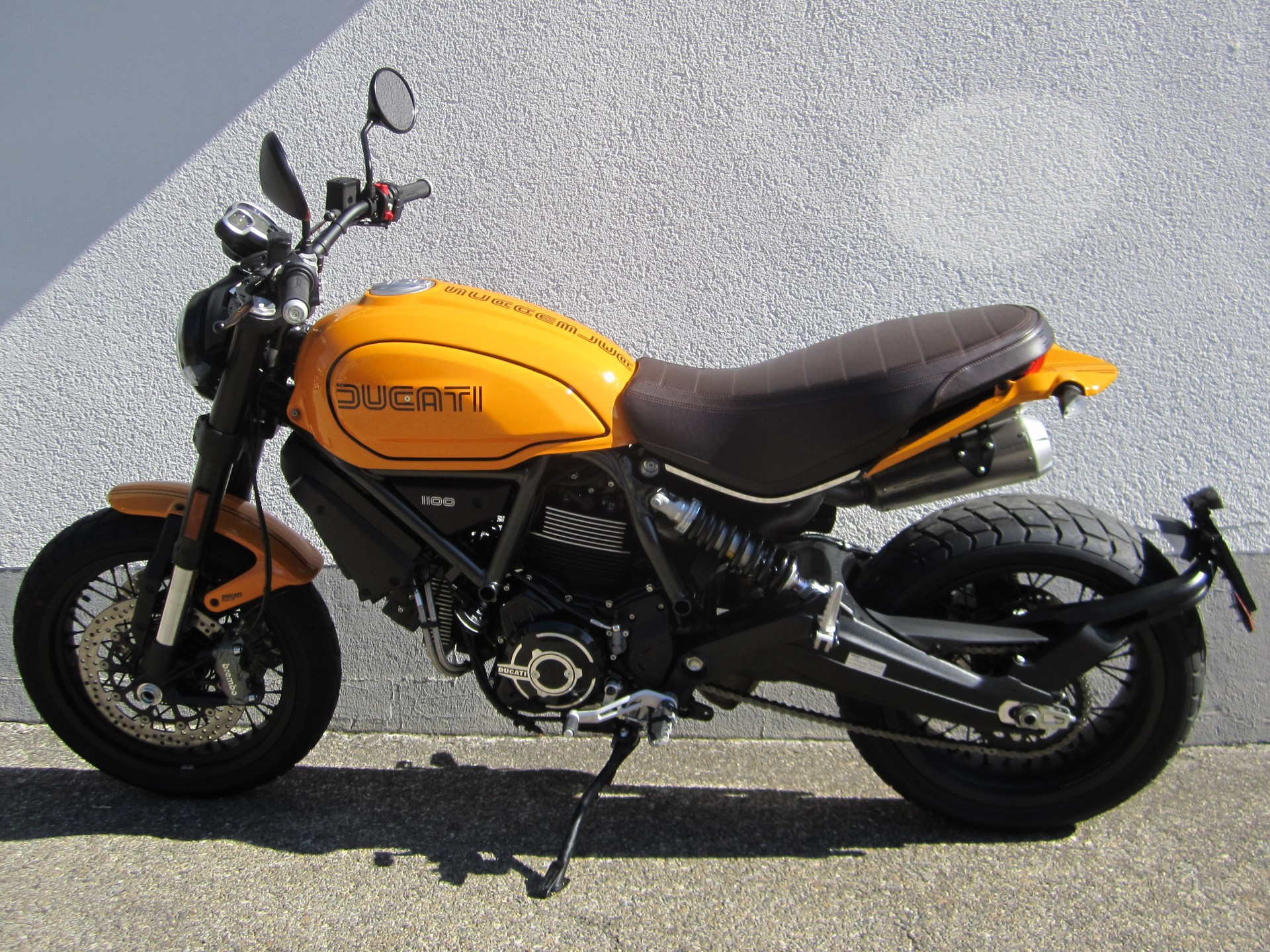 DUCATI Scrambler 1100 Pro-image-1