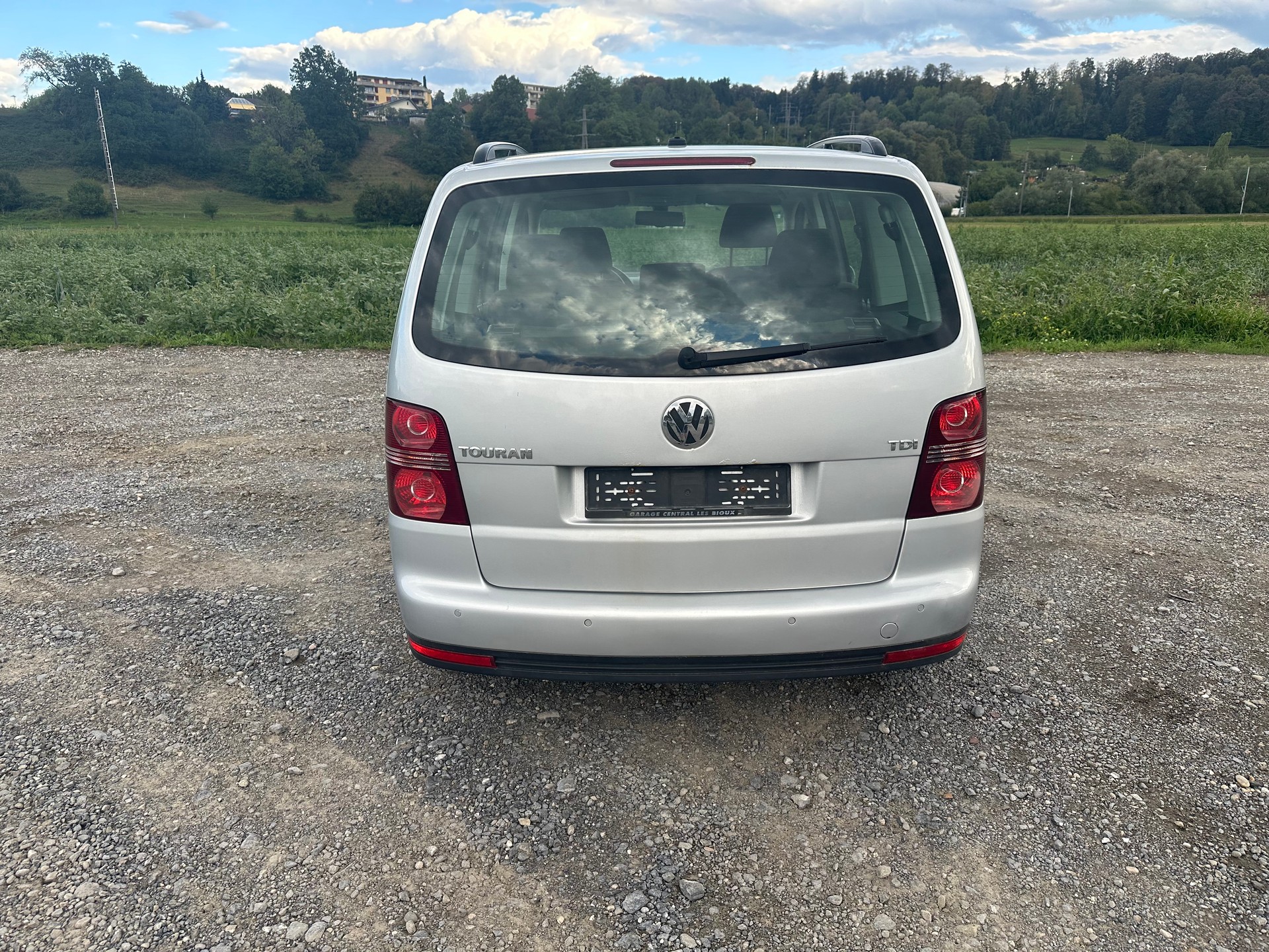 VW Touran 1.9 TDI Conceptline DSG-image-6