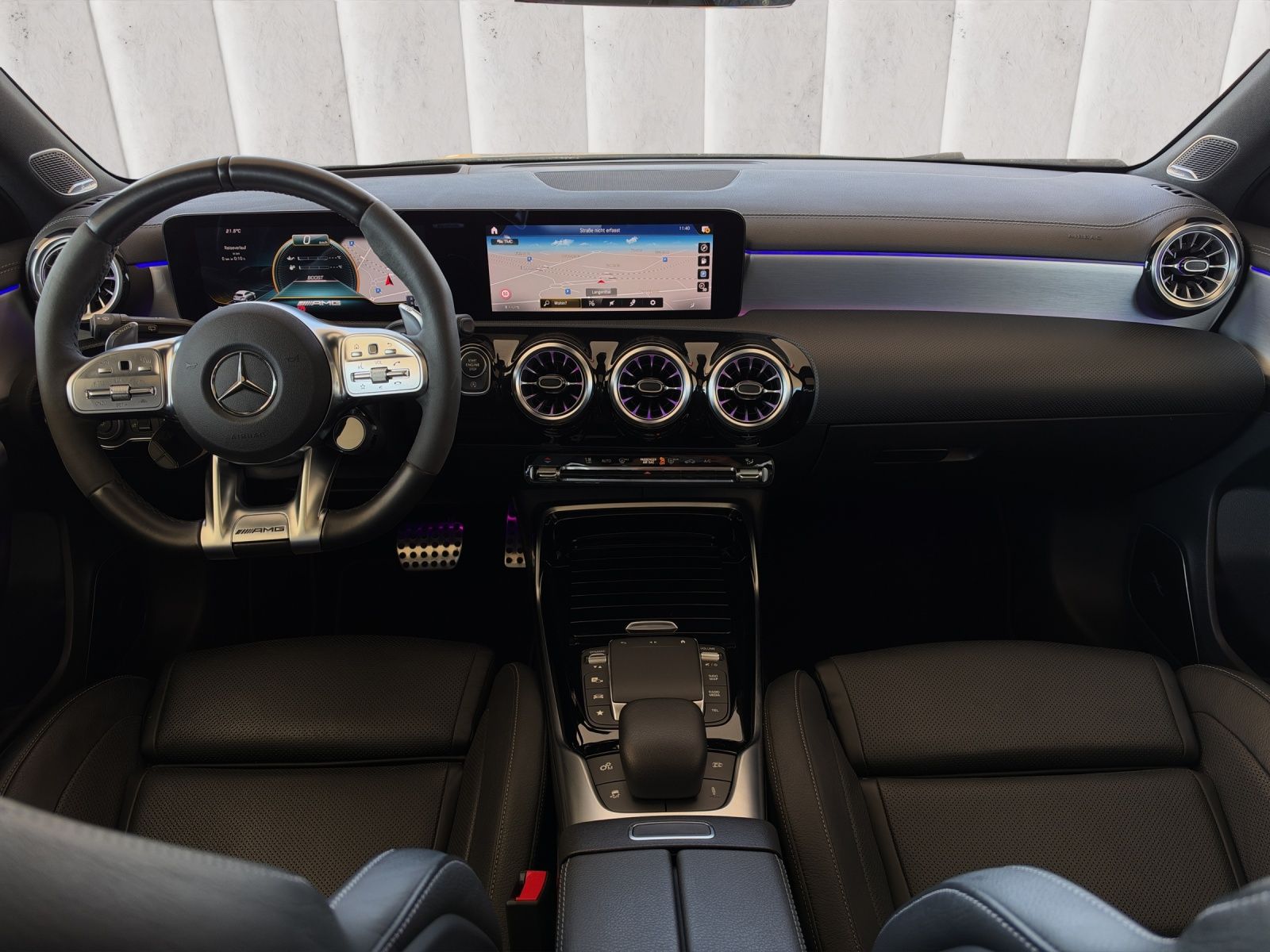MERCEDES-BENZ A 45 AMG A 45 S AMG 4Matic+ Speedshift-image-11