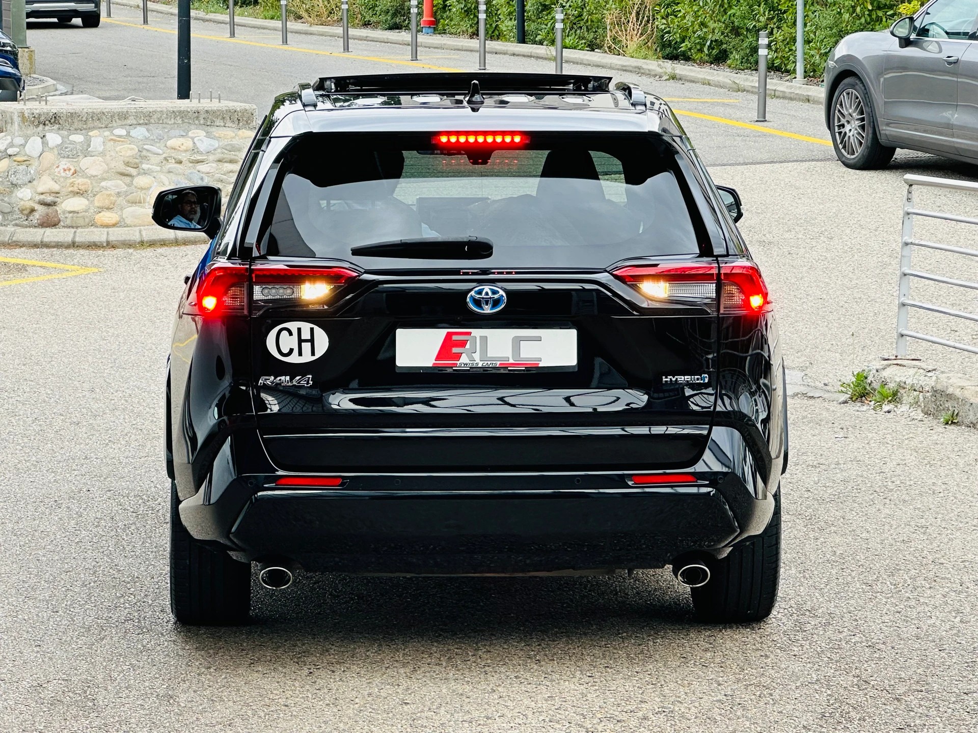 TOYOTA RAV-4 2.5 HSD Black Edition e-CVT 4WD-image-9
