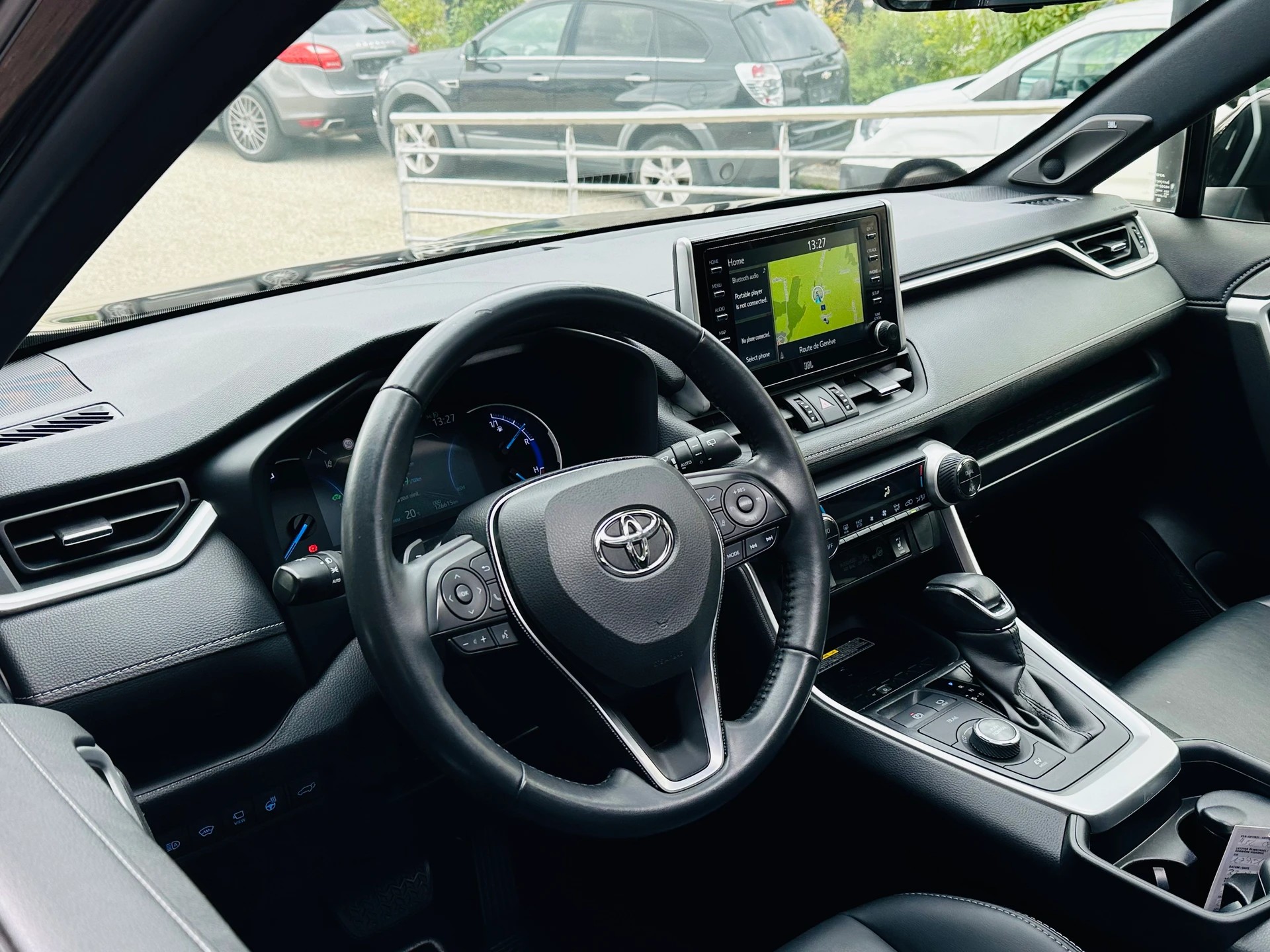 TOYOTA RAV-4 2.5 HSD Black Edition e-CVT 4WD-image-16