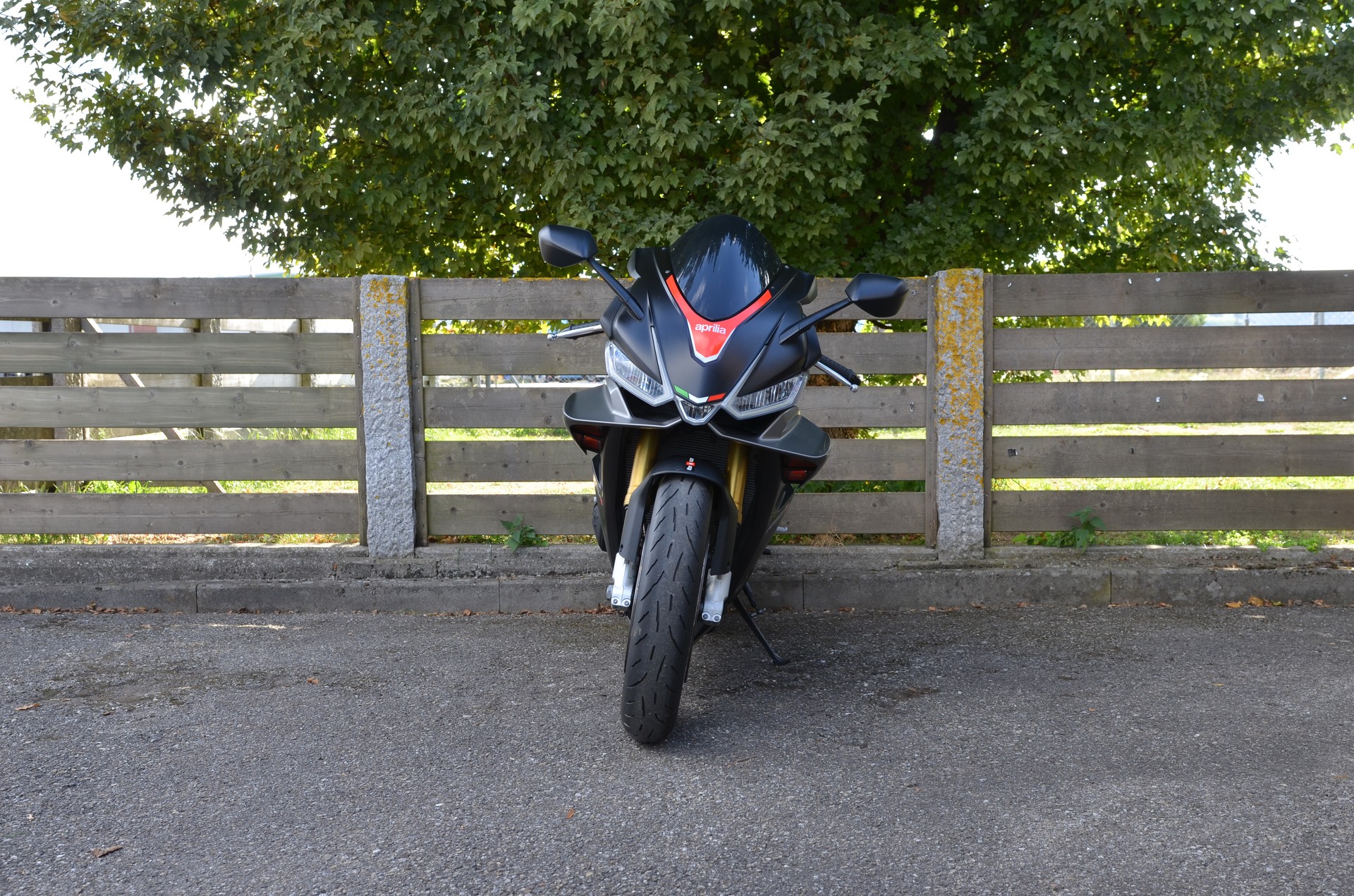 APRILIA RSV4 1100-image-3