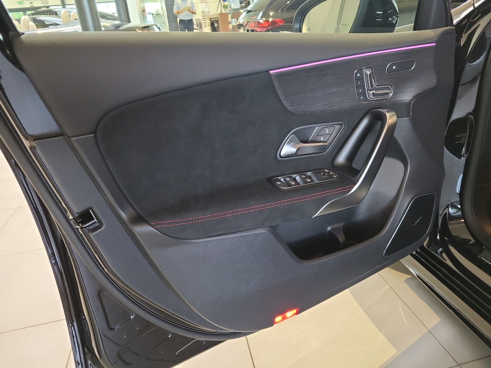 MERCEDES-BENZ A 35 4M AMG W177-image-8