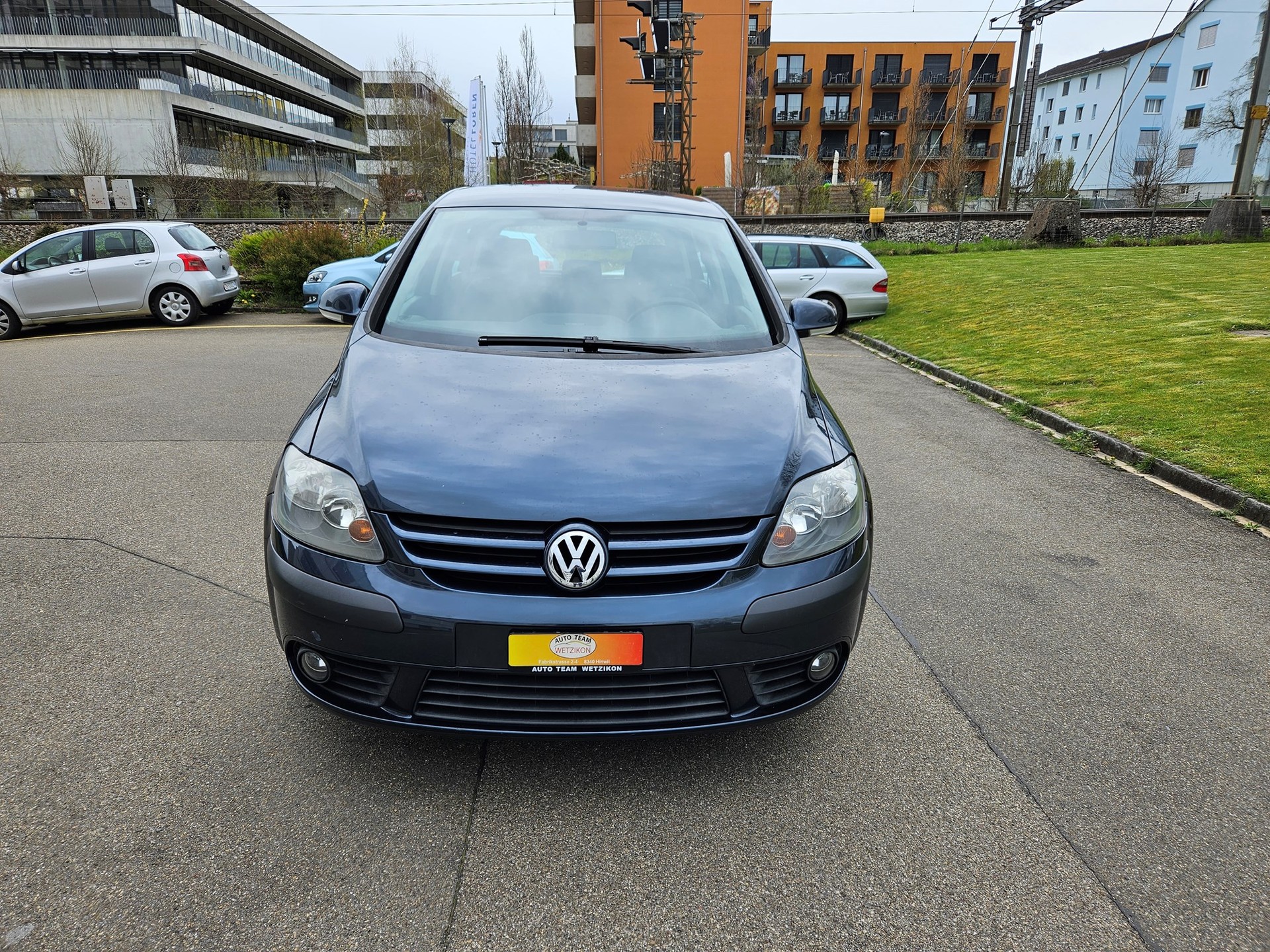 VW Golf Plus 2.0 FSI Comfortline-image-1