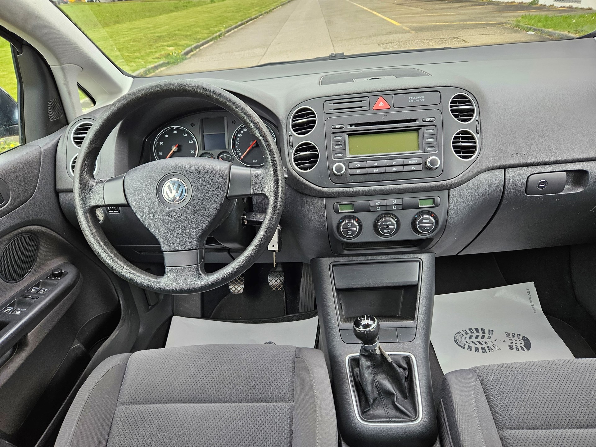 VW Golf Plus 2.0 FSI Comfortline-image-11