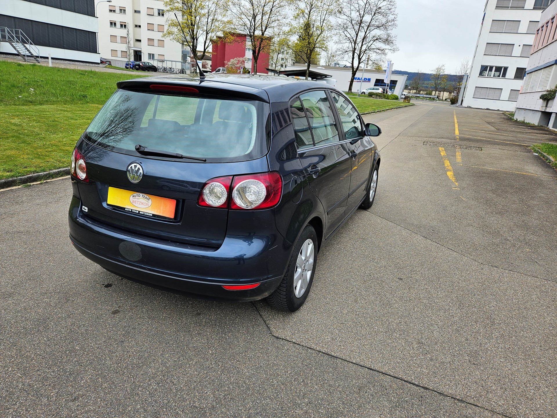 VW Golf Plus 2.0 FSI Comfortline-image-5