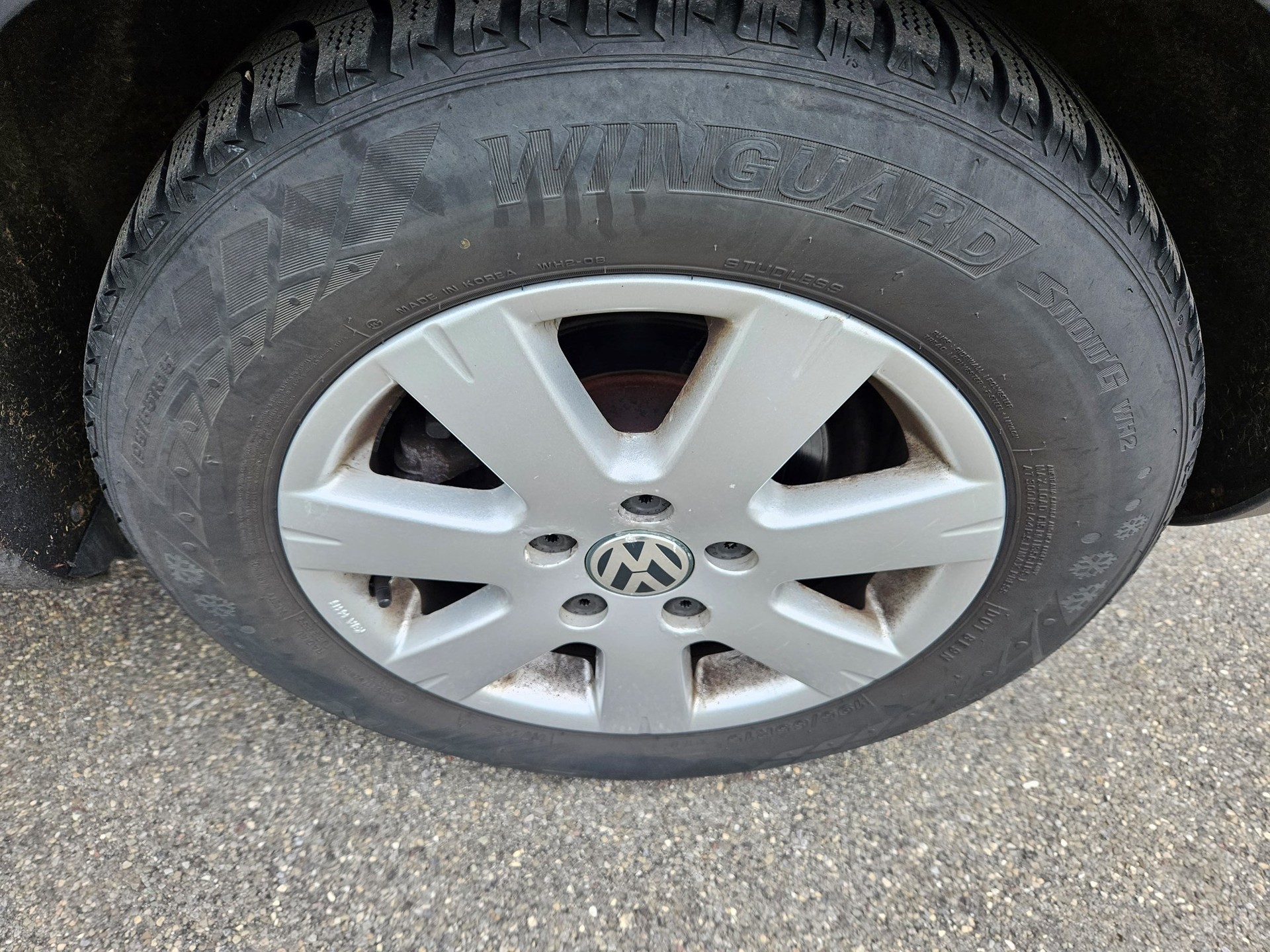 VW Golf Plus 2.0 FSI Comfortline-image-9