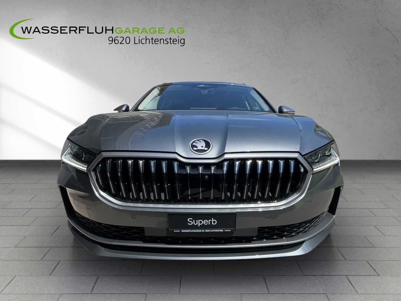 SKODA Superb Combi 2.0 TDi L&K 4x4 DSG-showroom-element-1