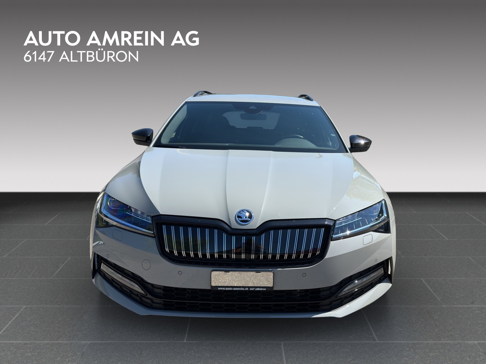 SKODA Superb 1.4 TSI Sport Line PHEV DSG-showroom-element-2