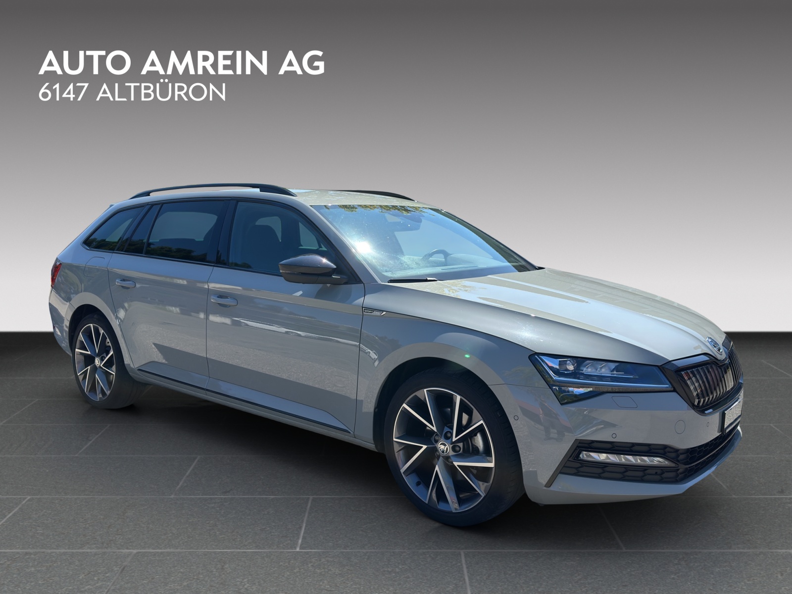 SKODA Superb 1.4 TSI Sport Line PHEV DSG-showroom-element-1