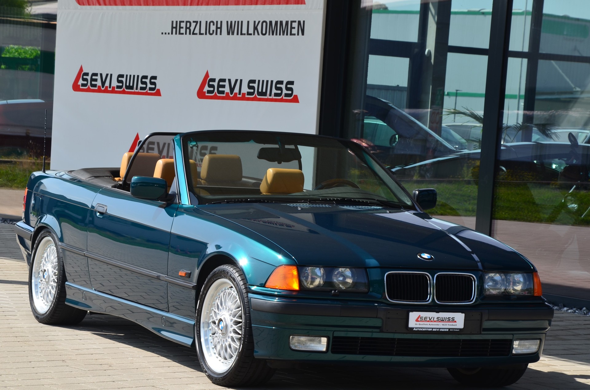 BMW 328i A Cabrio*Ab MFK*