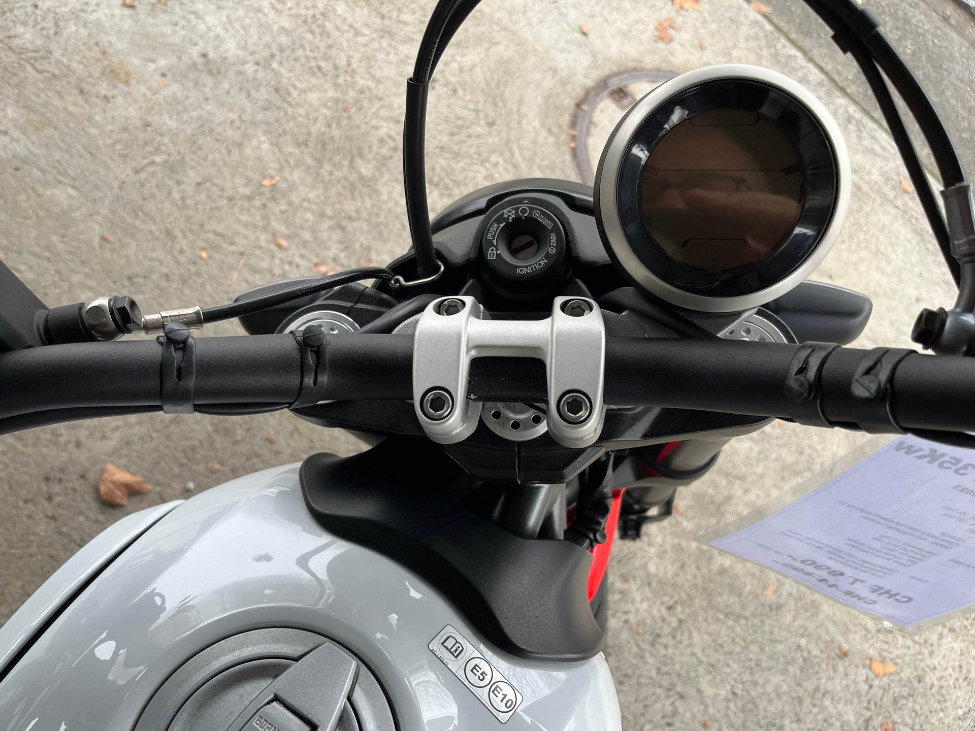 DUCATI SCRAMBLER URBAN MOTARD-image-6