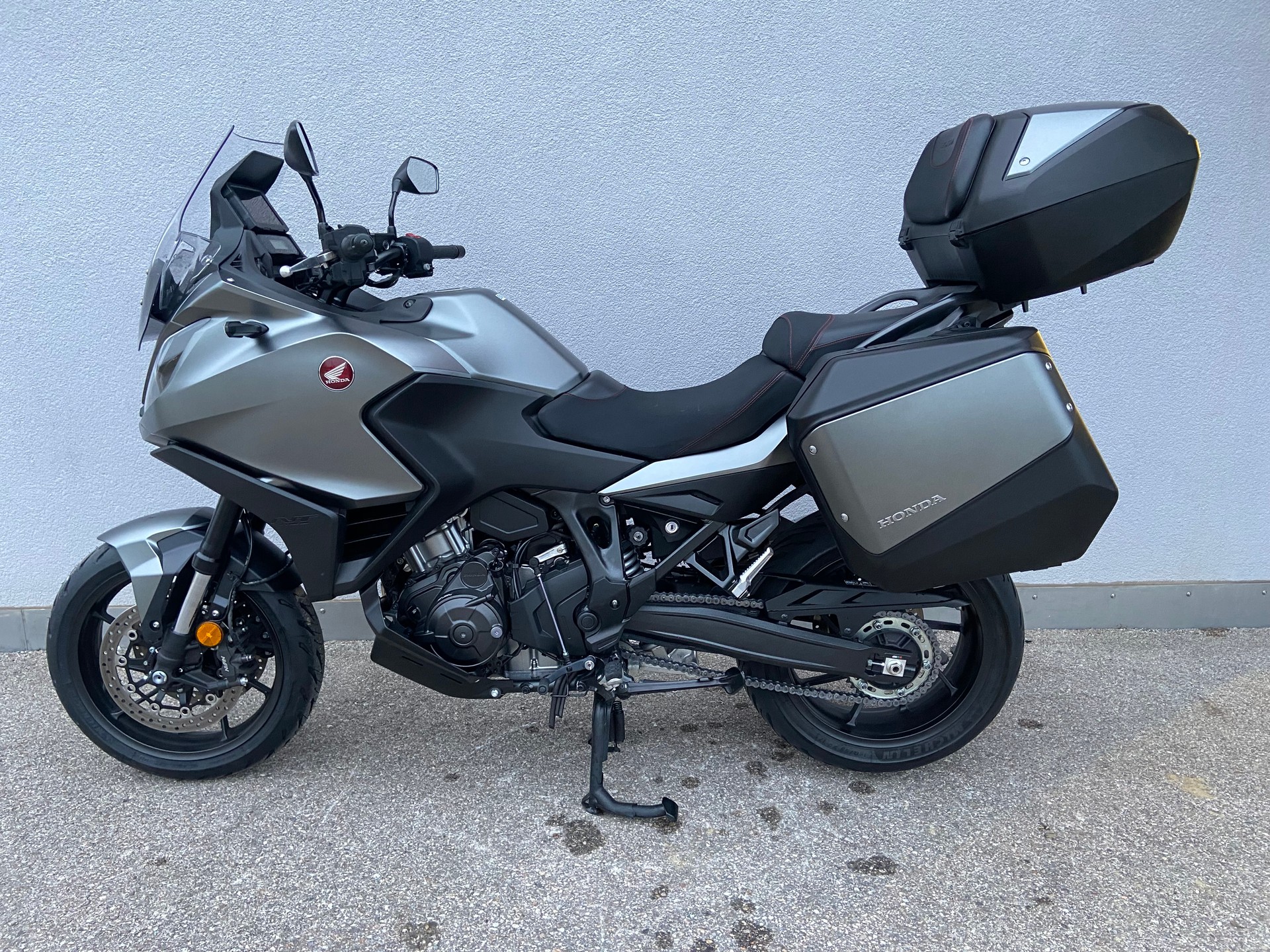 HONDA NT 1100-image-6