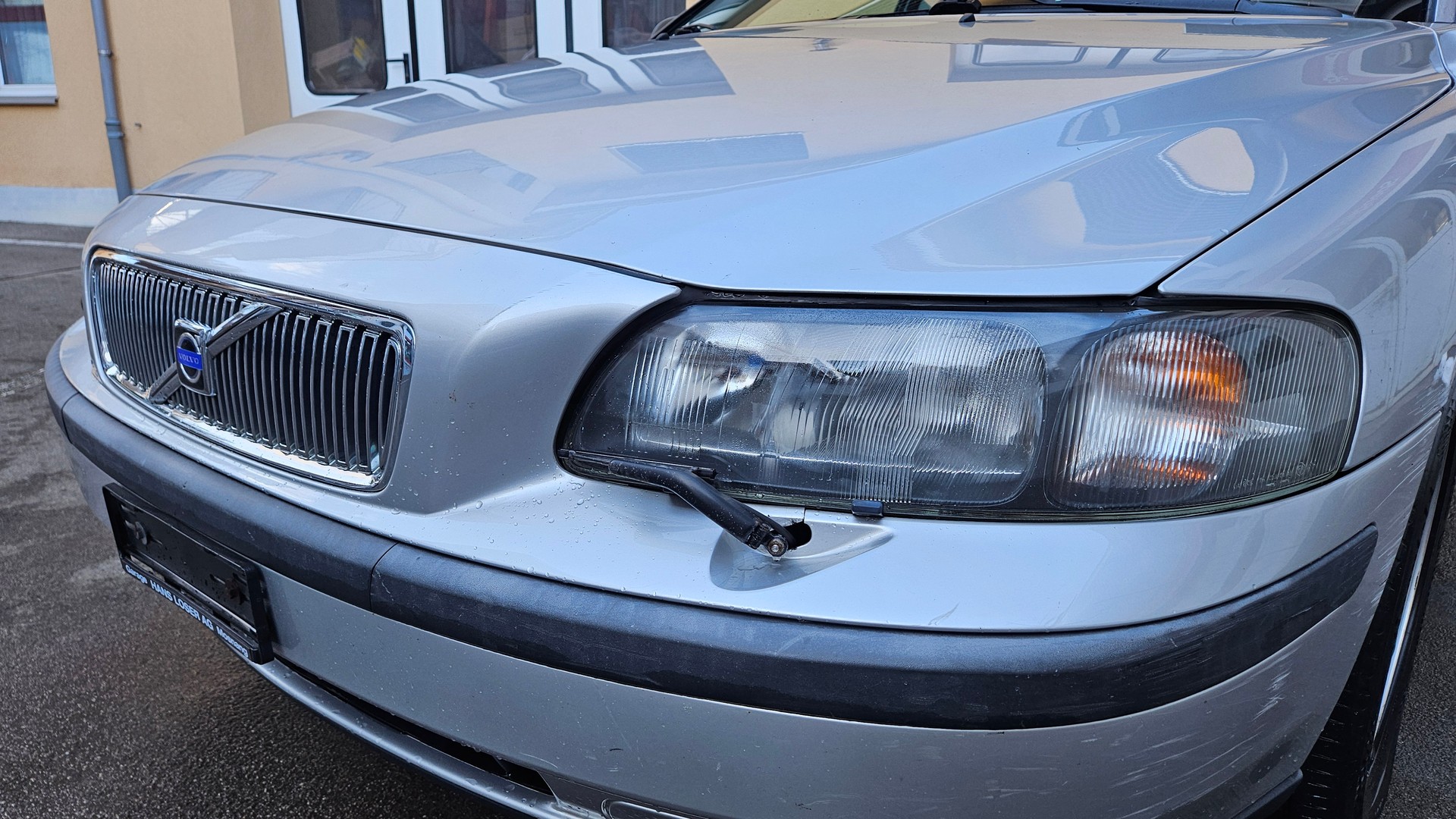 VOLVO V70 2.4T Ocean Race-showroom-element-1