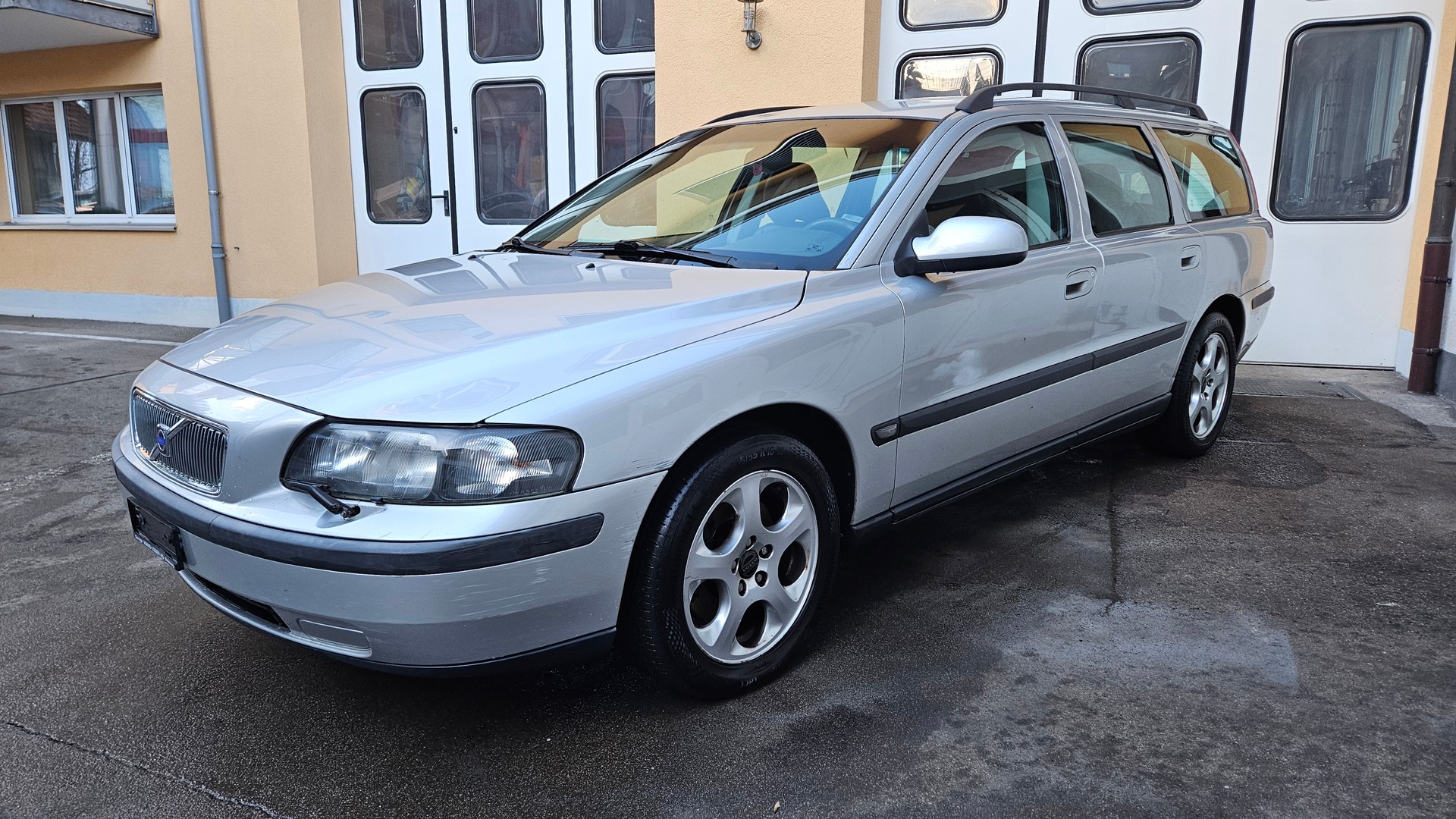 VOLVO V70 2.4T Ocean Race-image-10