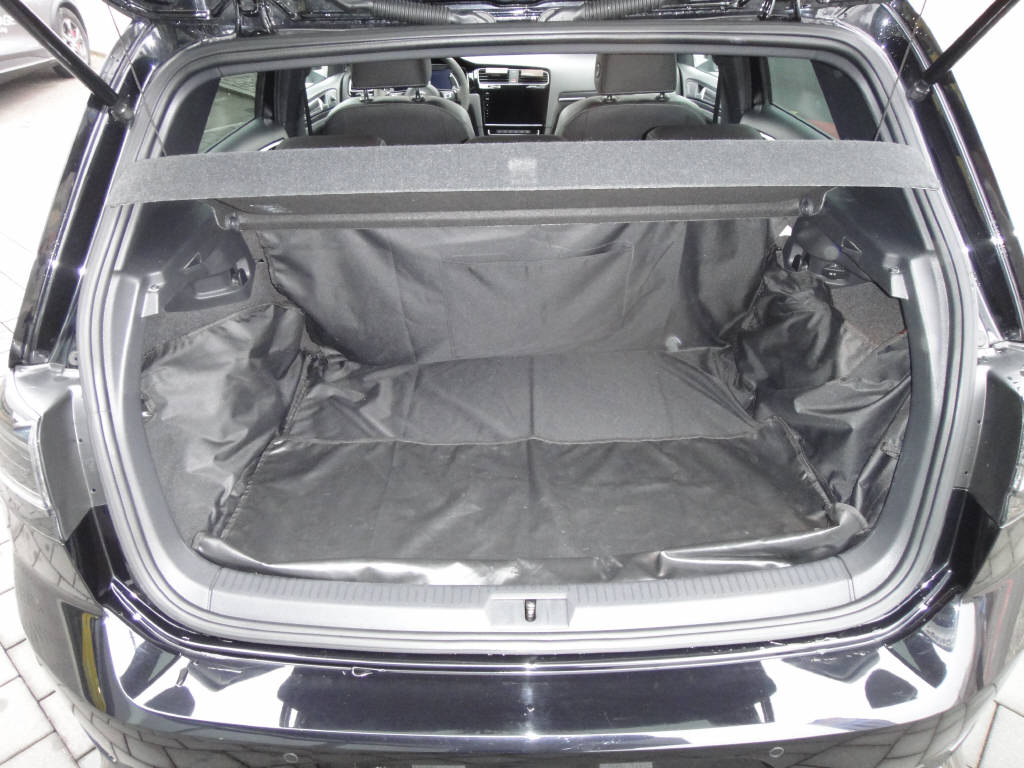VW Golf VII 2.0 TSI R 310 DSG 4motion-image-10