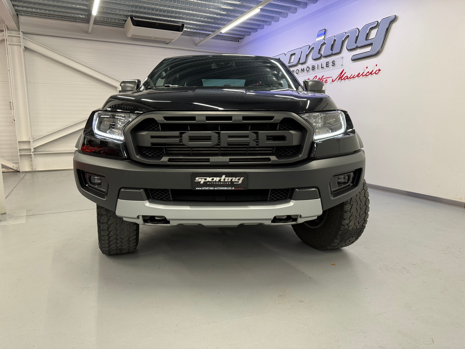FORD Ranger Raptor 2.0 Eco Blue 4x4 A-showroom-element-3