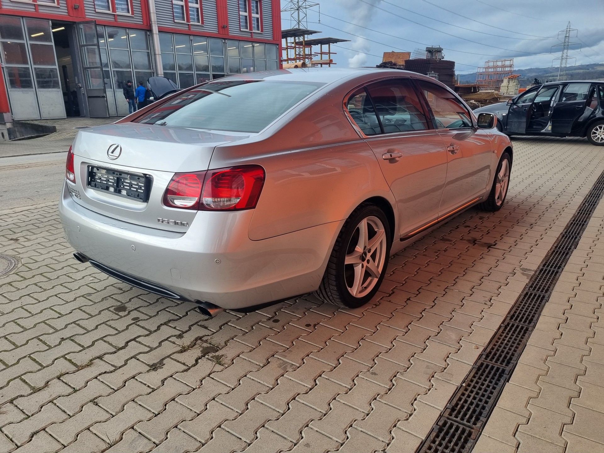 LEXUS GS 300 Limited Automatic-image-4