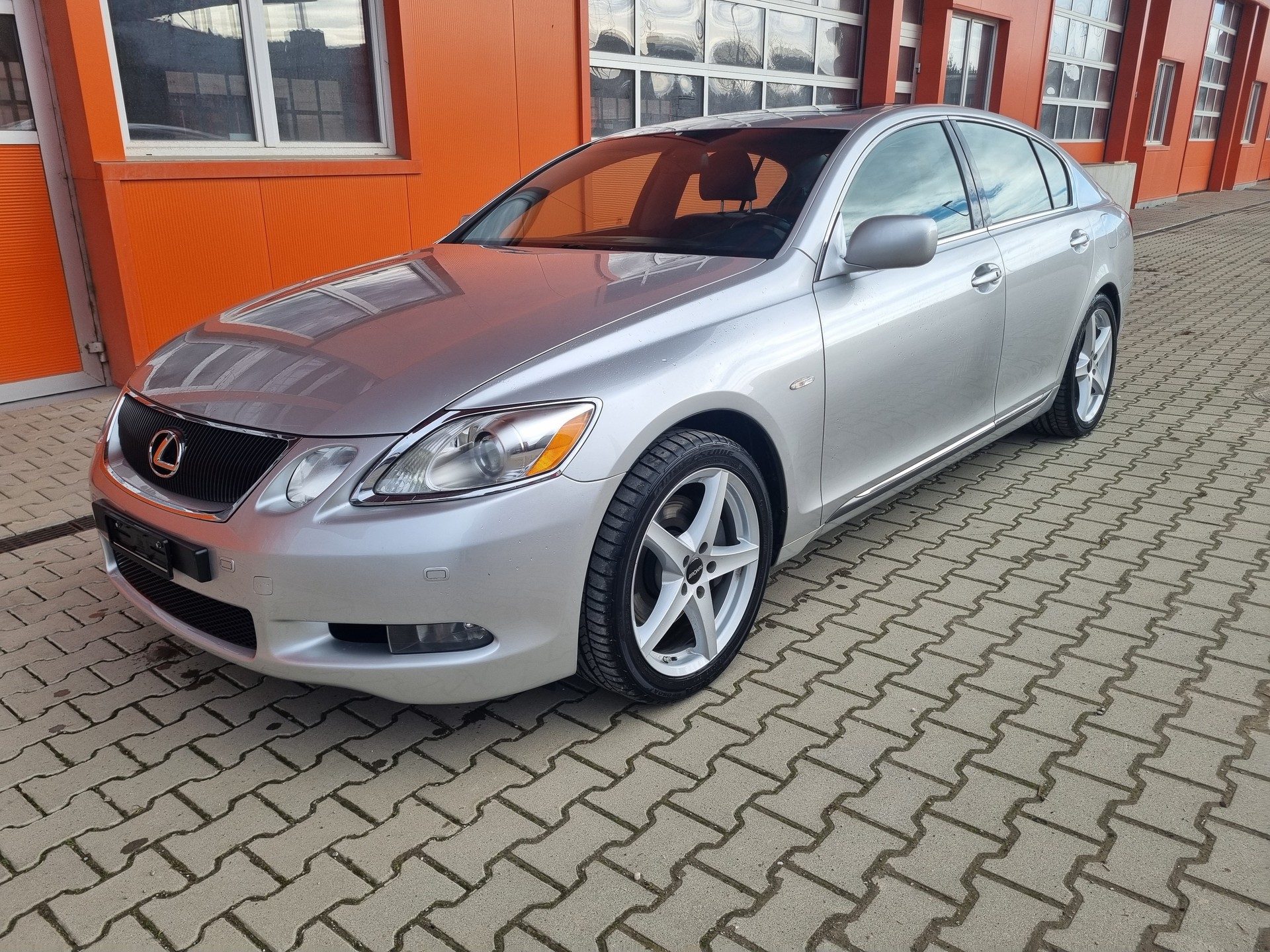 LEXUS GS 300 Limited Automatic-image-1