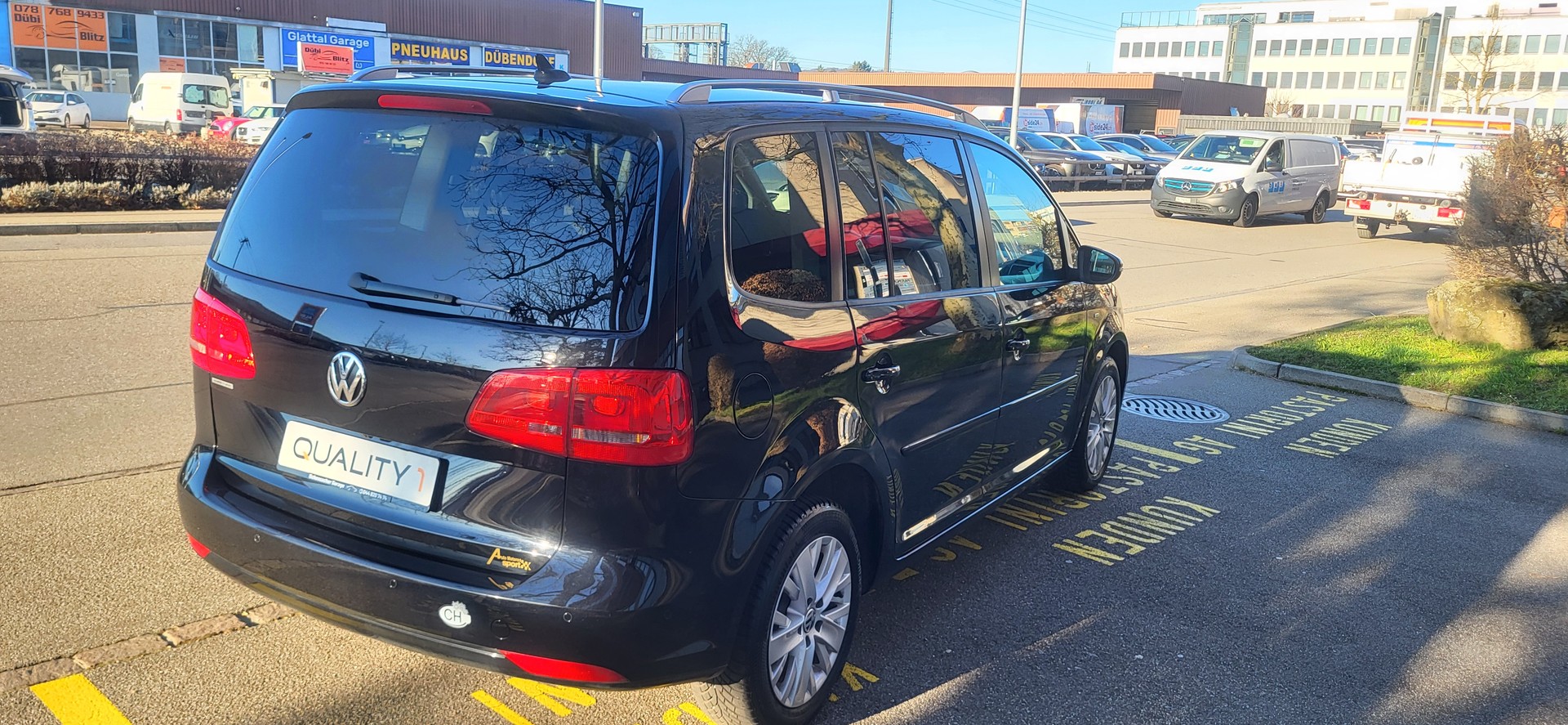 VW Touran 1.6 TDI BlueMotion Technology Cup DSG-image-10