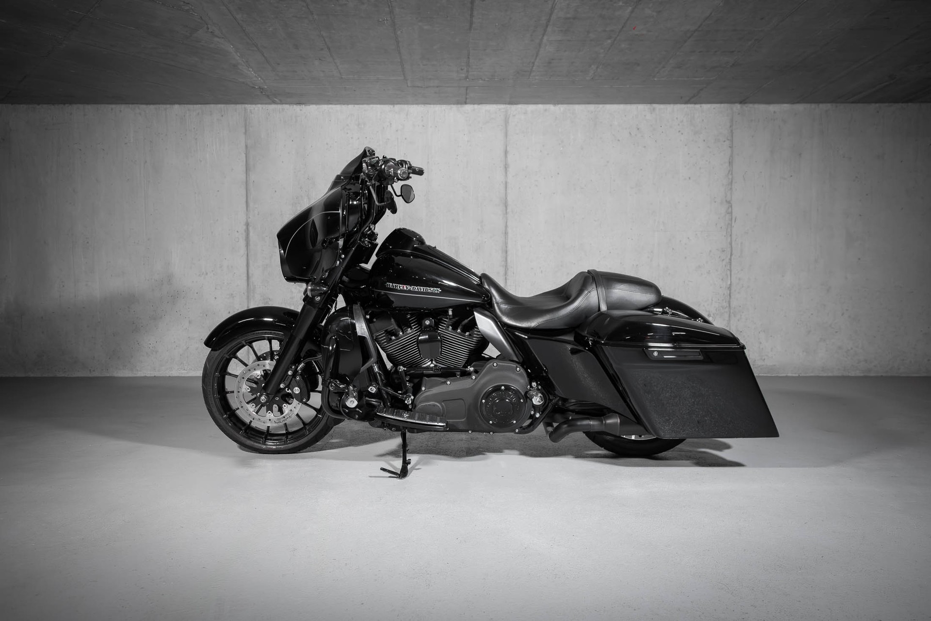 HARLEY-DAVIDSON FLHTK Electra Glide Ultra Limited-image-2