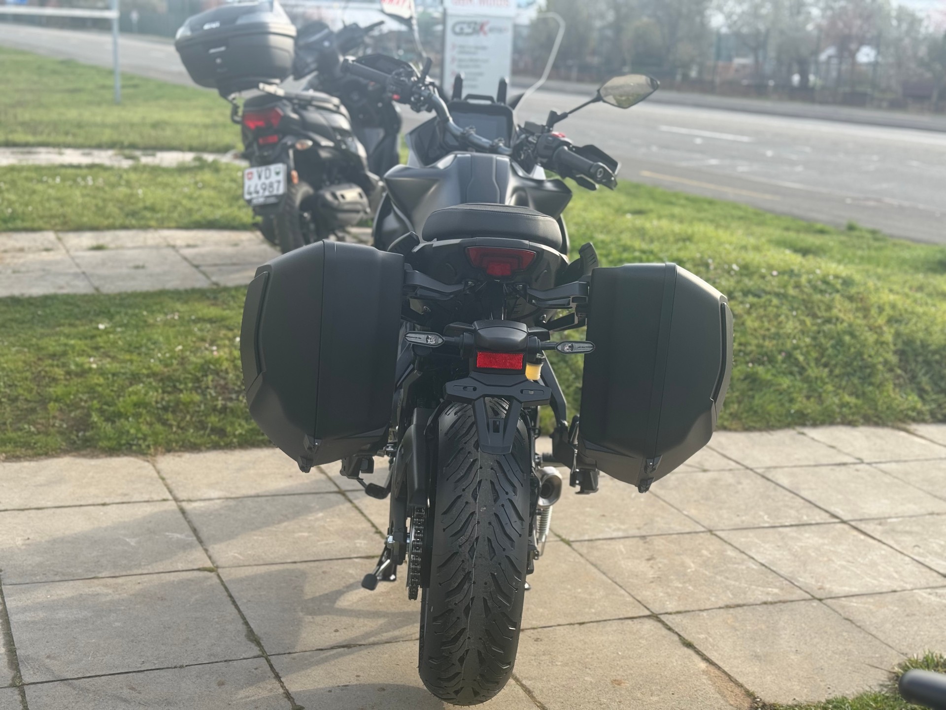 YAMAHA Tracer 7 GT 35kW Y-AMT-image-2